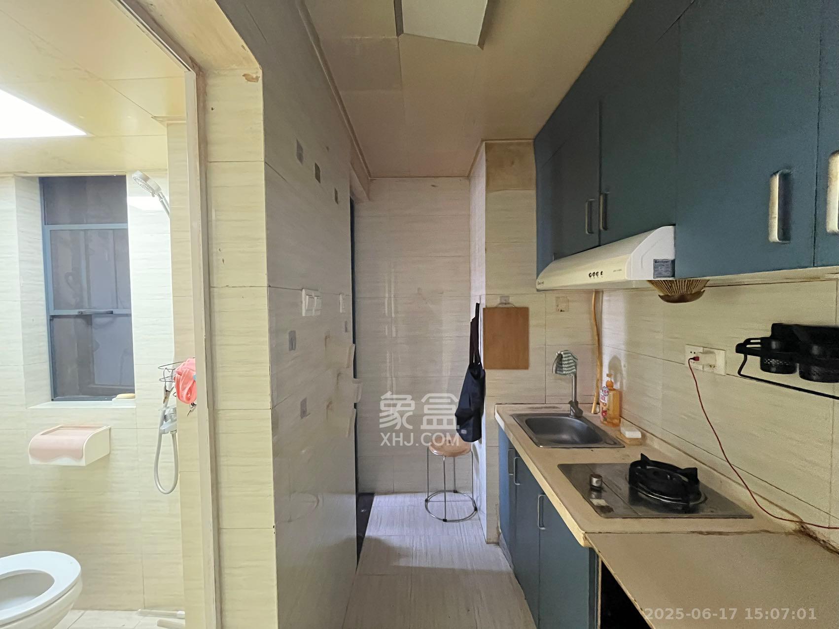 中建芙蓉工社 2室1厅1卫 1300.0元/月 中建芙蓉工社 2室1厅1卫 1300.0元/月室内图