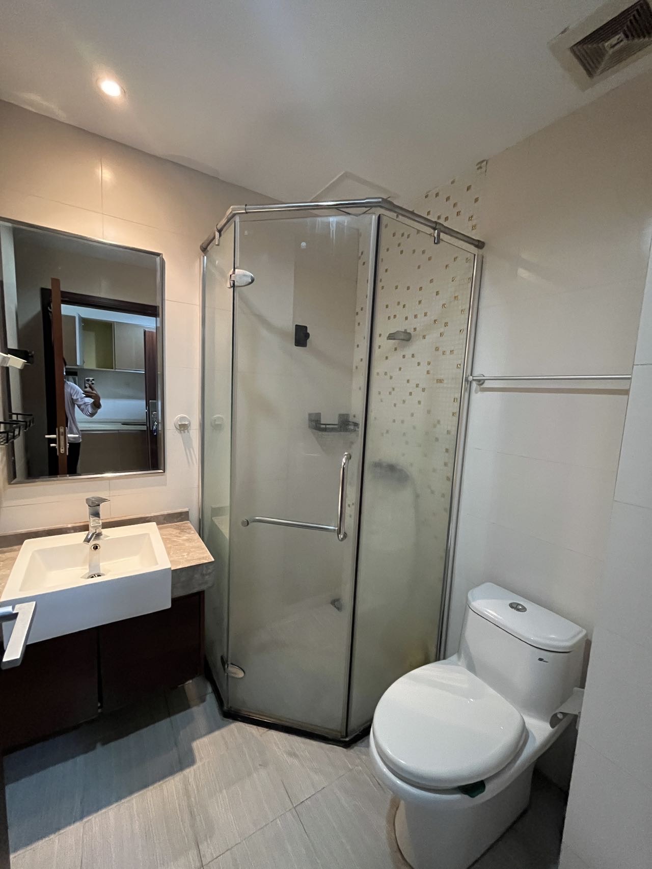 望海国际广场 1室0厅0卫 1600.0元/月 望海国际广场 1室0厅0卫 1600.0元/月室内图