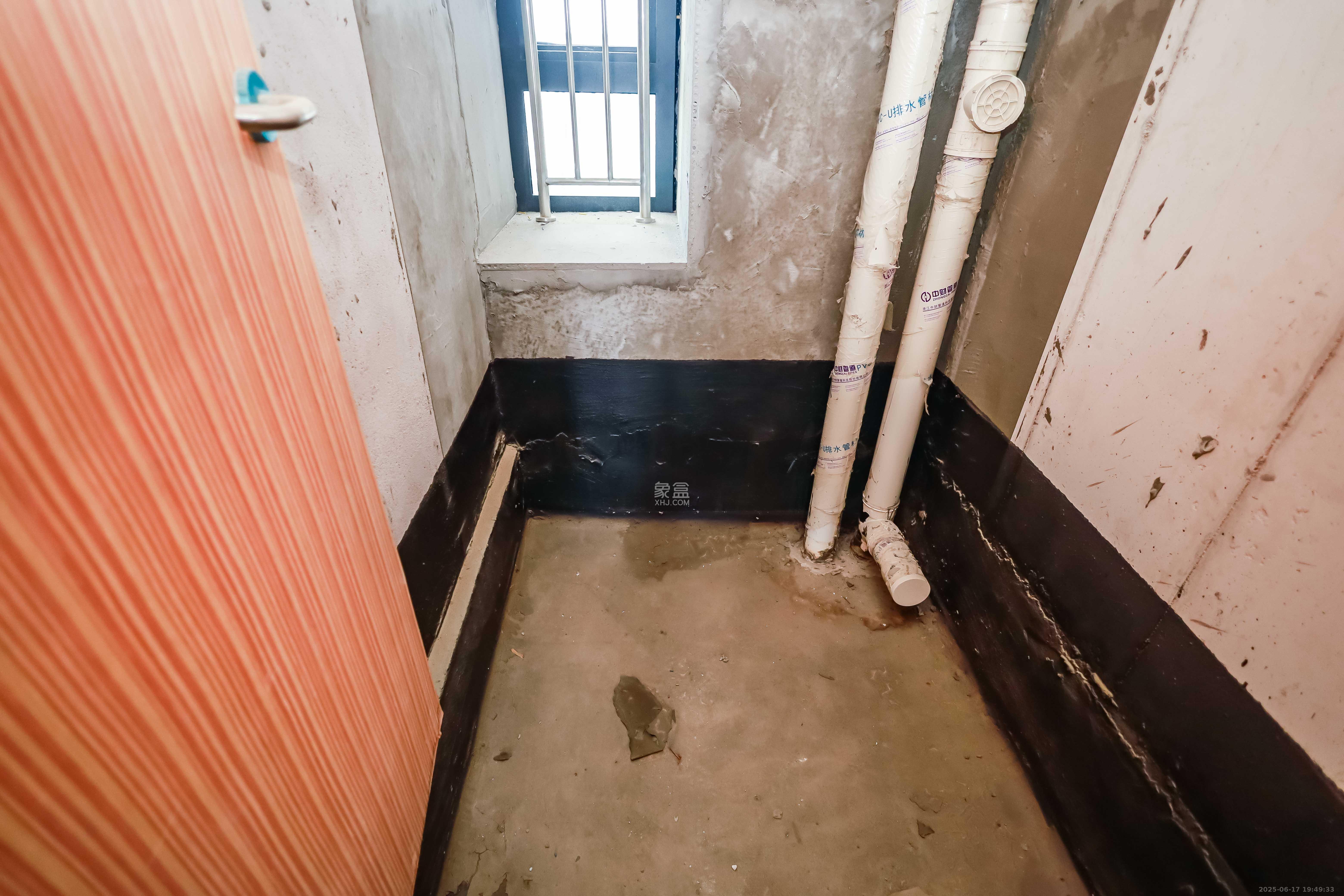 金侨风华府 4室2厅2卫 89.0万 金侨风华府 4室2厅2卫 89.0万卫生间