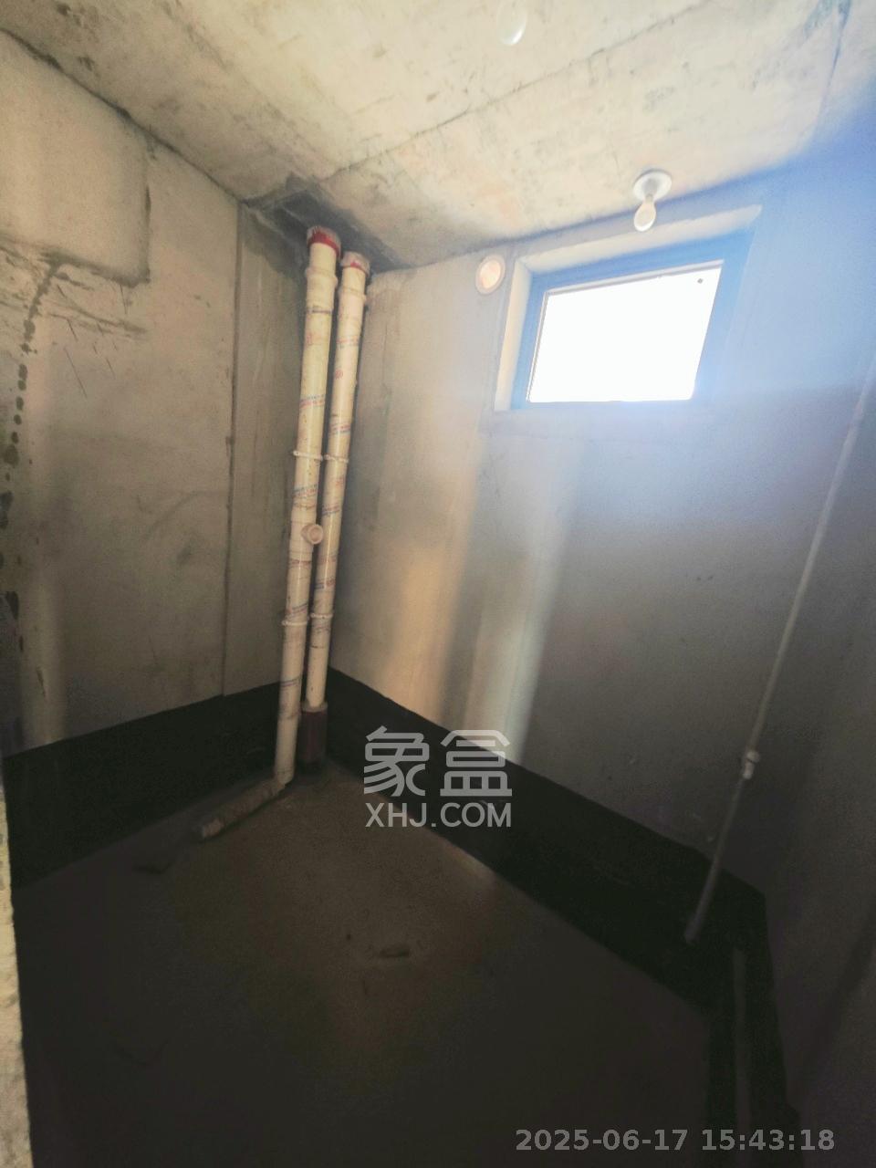 光明城市(星辰青年城) 1室2厅1卫 2000.0元/月 光明城市(星辰青年城) 1室2厅1卫 2000.0元/月室内图