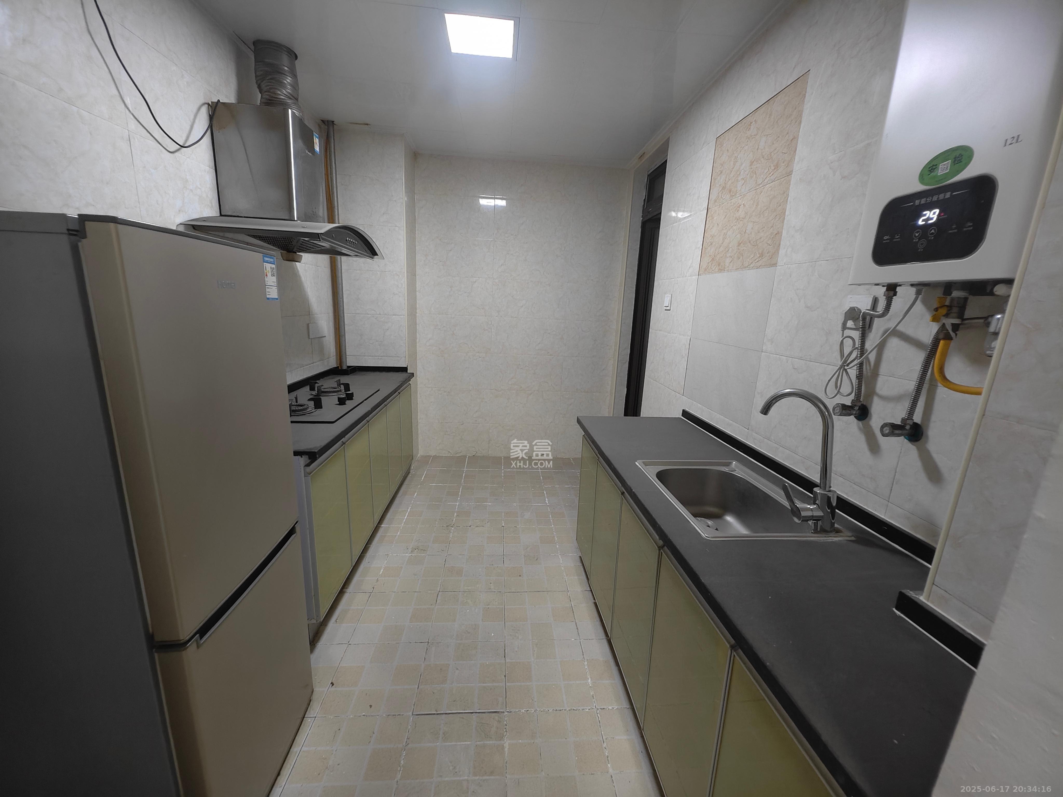 梅溪鑫苑名家 3室2厅1卫 2100.0元/月 梅溪鑫苑名家 3室2厅1卫 2100.0元/月室内图