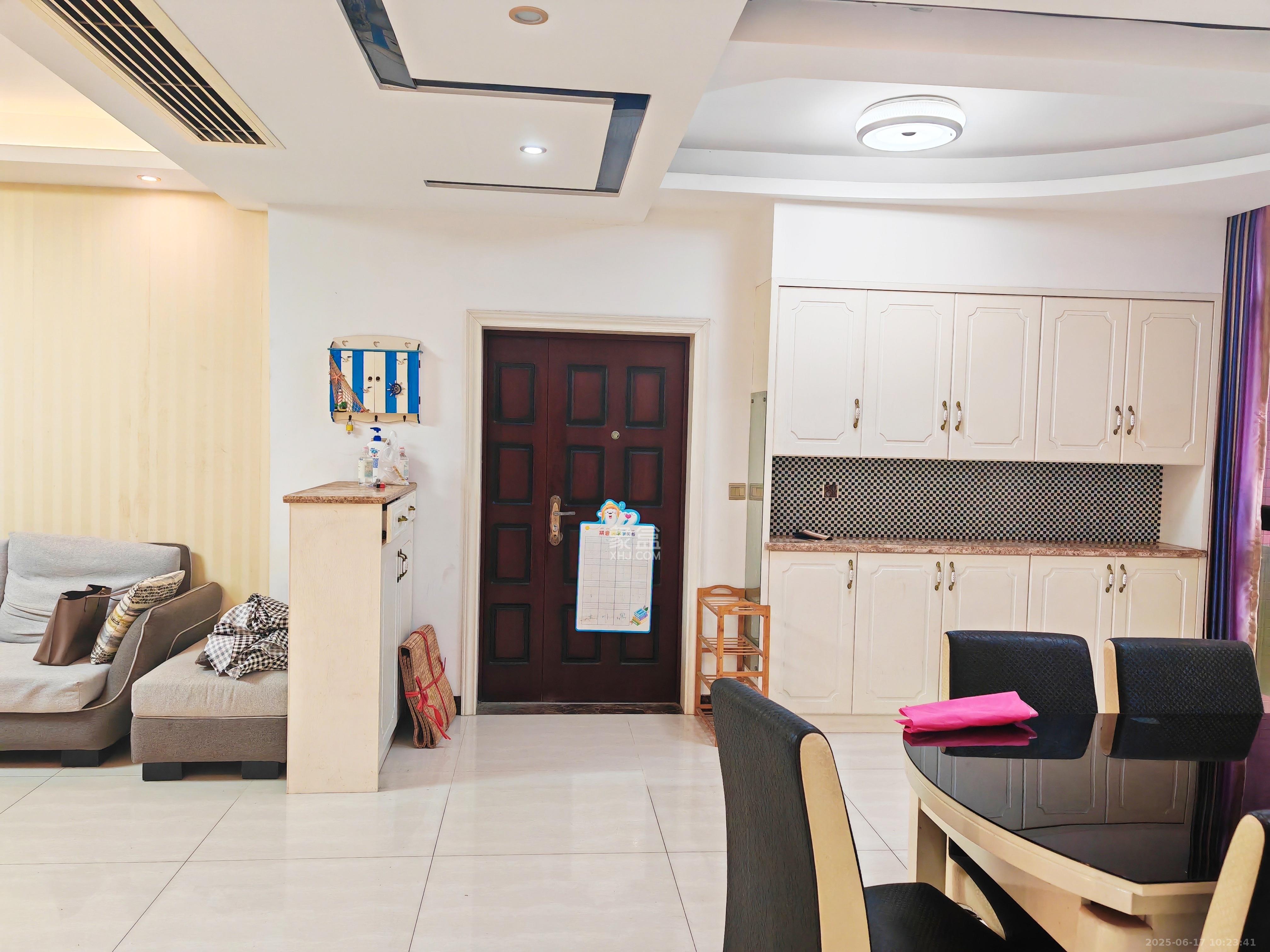 湘府东苑  3室2厅2卫    3200.0元/月 湘府东苑  3室2厅2卫    3200.0元/月室内图