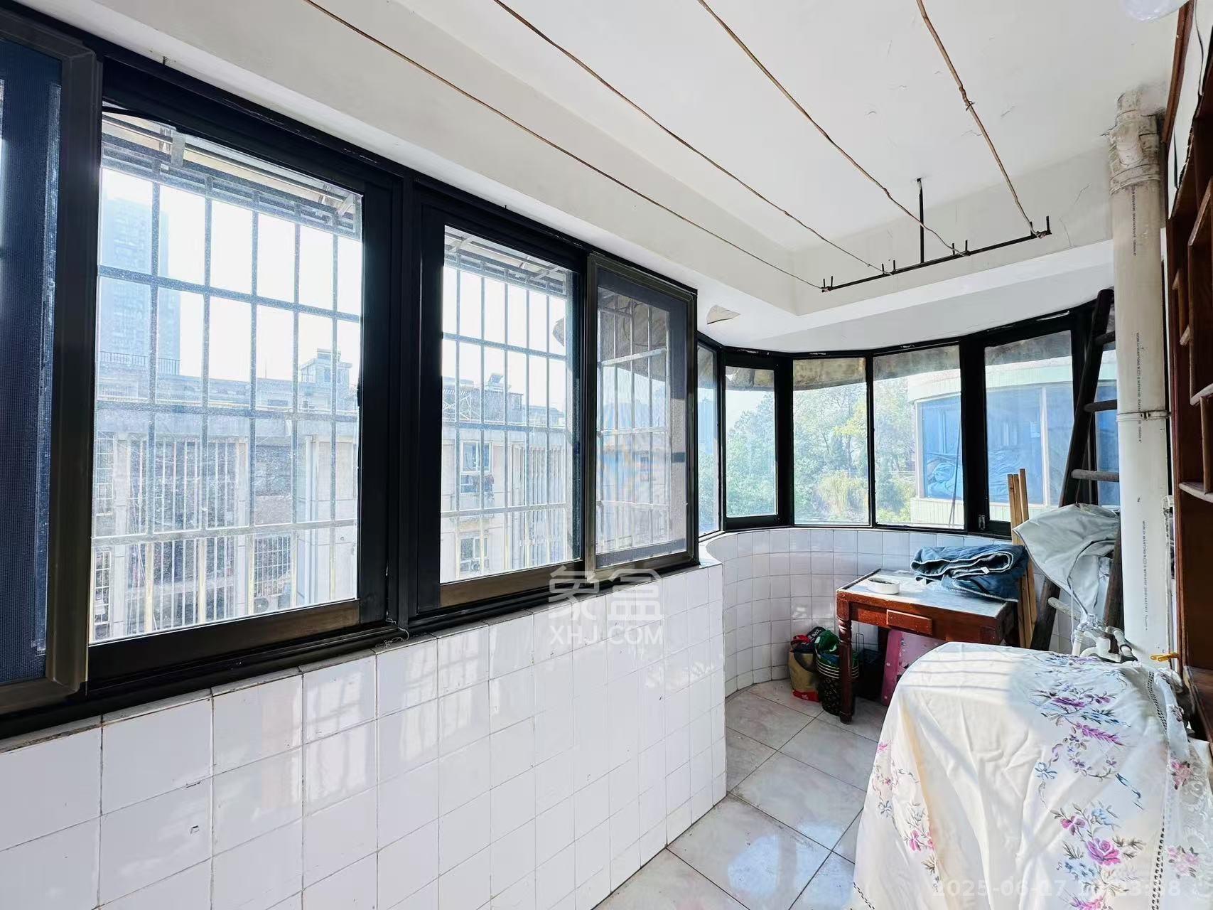 静谧园  2室1厅1卫    800.0元/月室内图