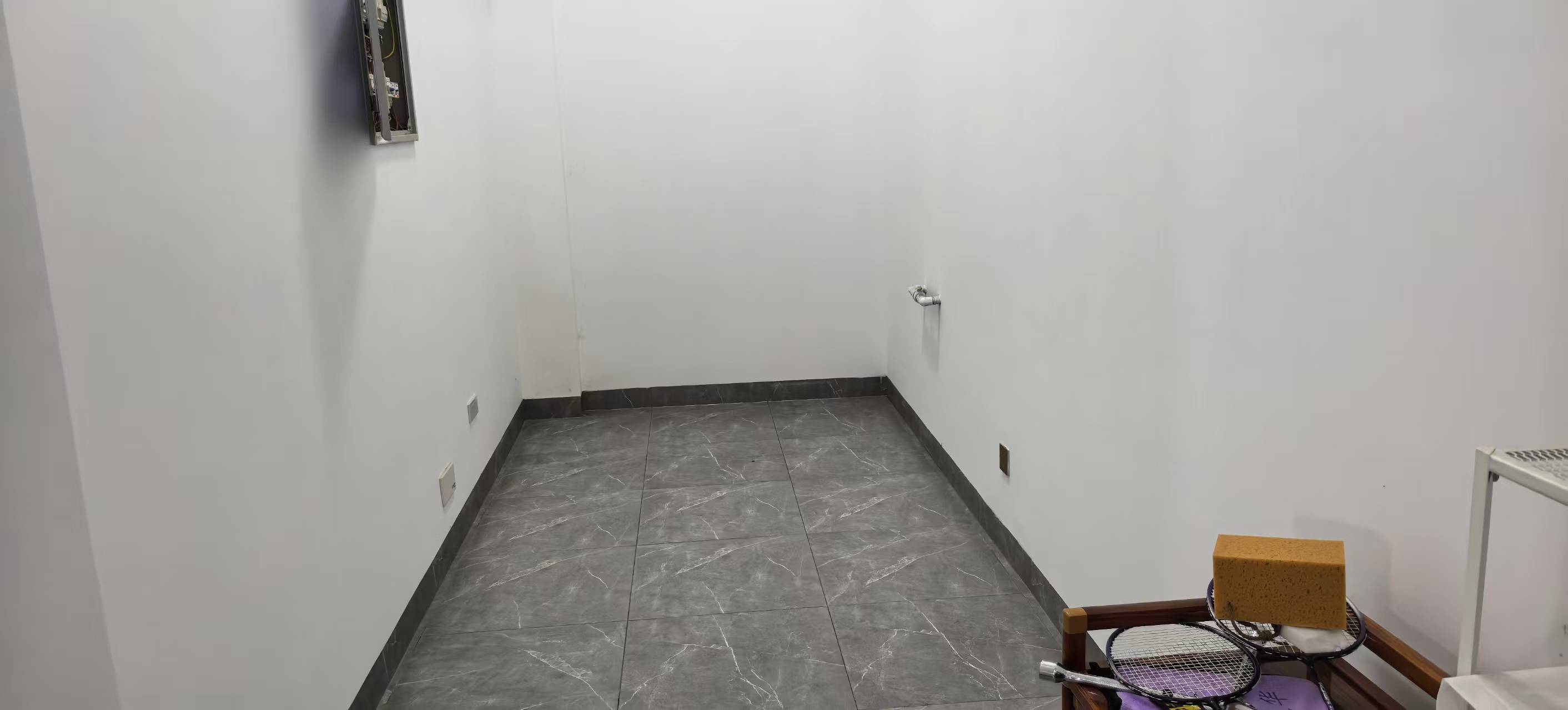 万丰上院左岸 5室3厅4卫 390.0万 万丰上院左岸 5室3厅4卫 390.0万室内图