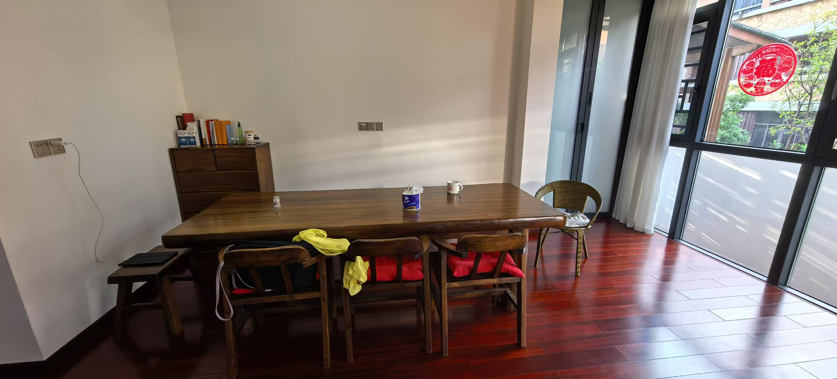 万丰上院左岸 5室3厅4卫 390.0万 万丰上院左岸 5室3厅4卫 390.0万室内图