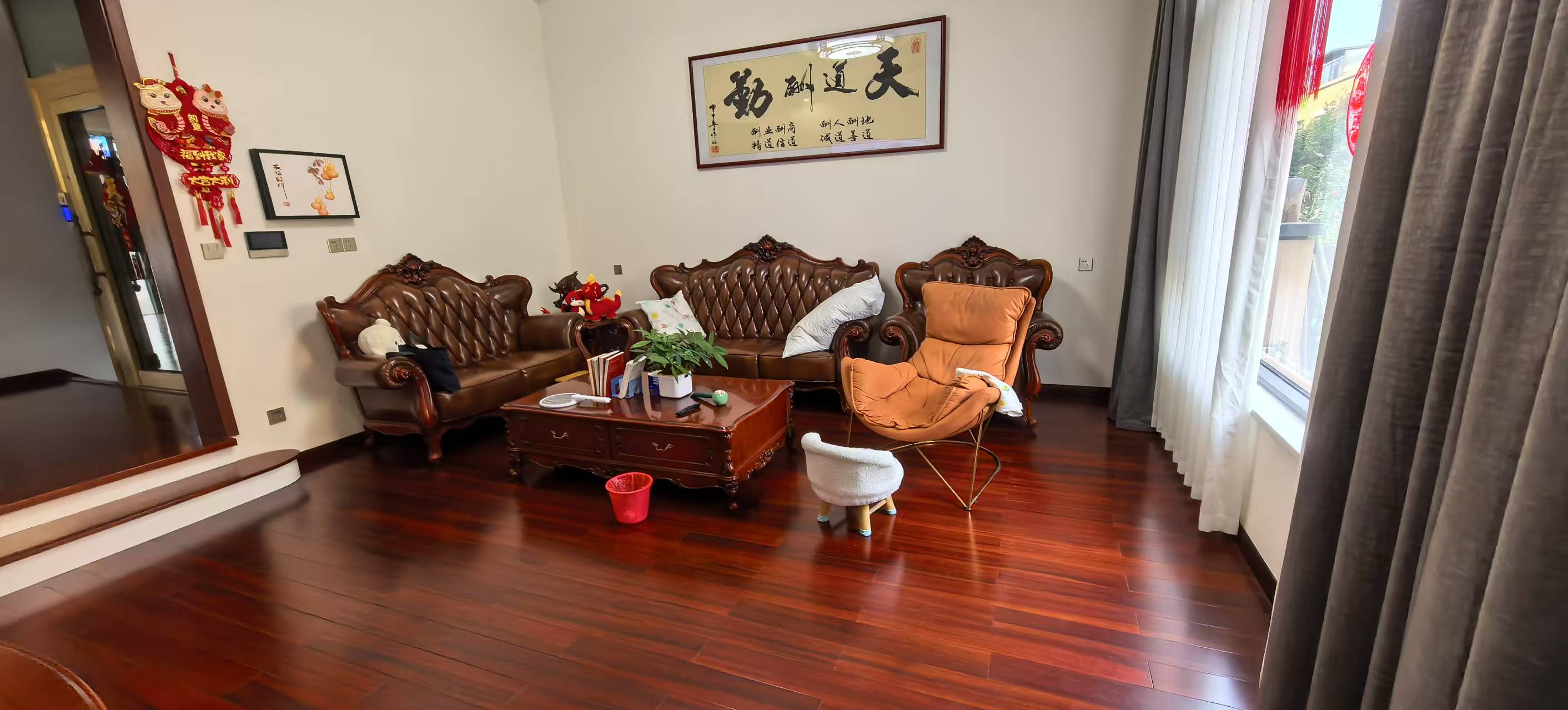 万丰上院左岸 5室3厅4卫 390.0万 万丰上院左岸 5室3厅4卫 390.0万室内图