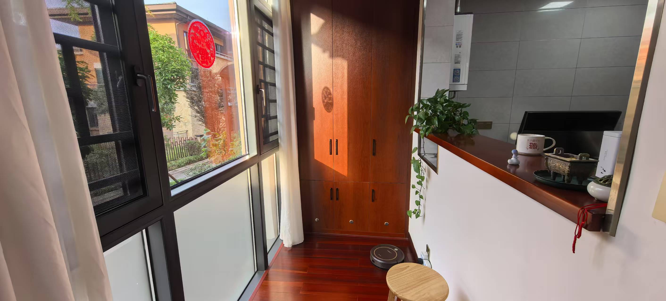 万丰上院左岸 5室3厅4卫 390.0万 万丰上院左岸 5室3厅4卫 390.0万室内图