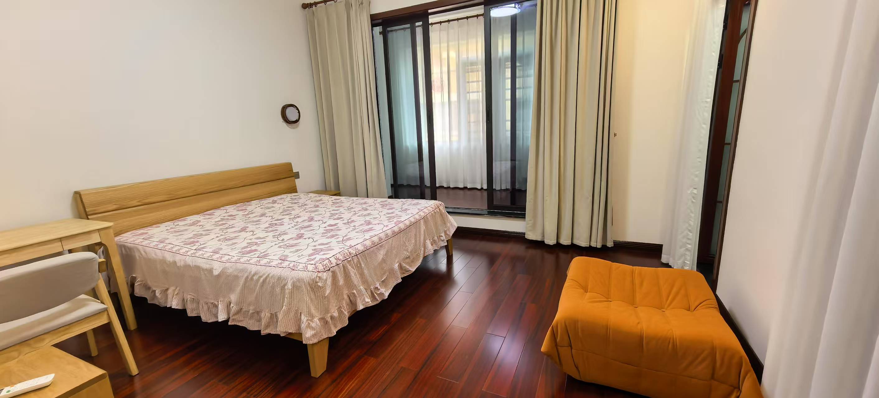 万丰上院左岸 5室3厅4卫 390.0万 万丰上院左岸 5室3厅4卫 390.0万室内图