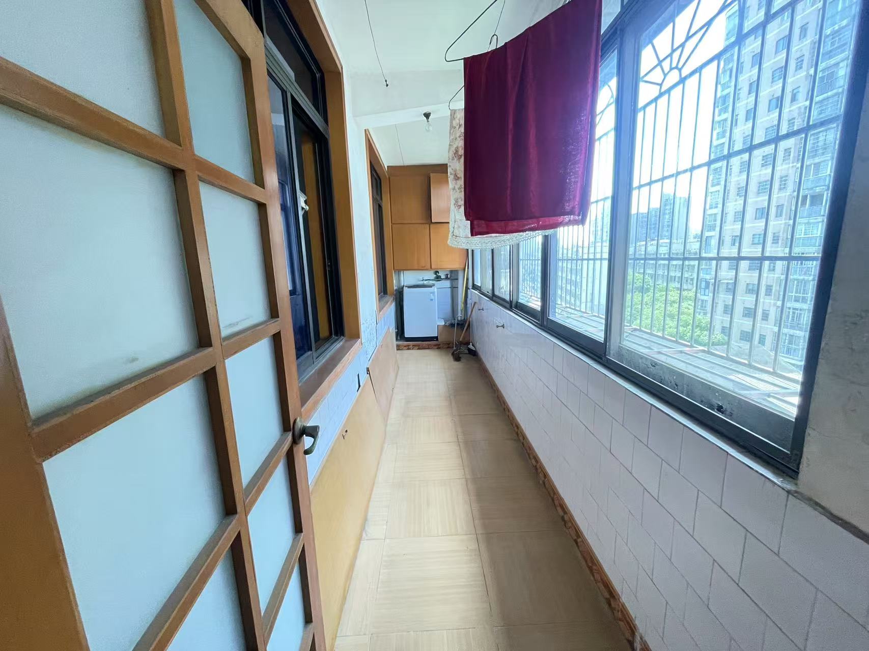 国税新村  3室2厅2卫   25.00万室内图