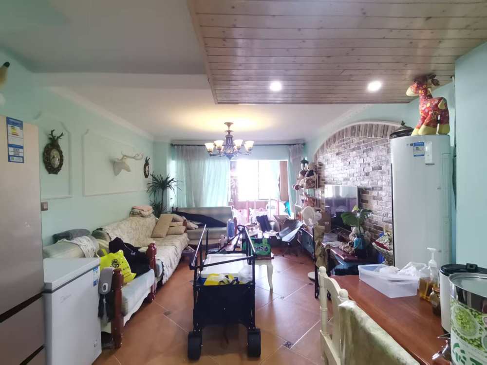 旺城天悦领秀香江  2室2厅1卫    28.8万