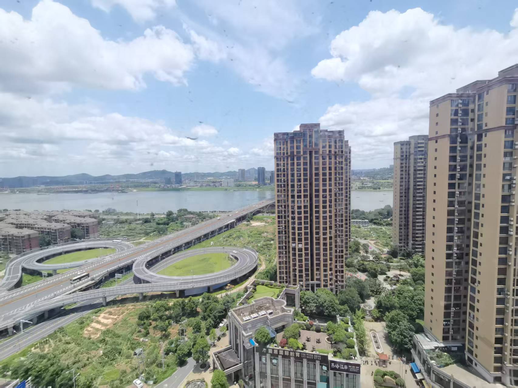 旺城天悦领秀香江  2室2厅1卫   28.80万室内图