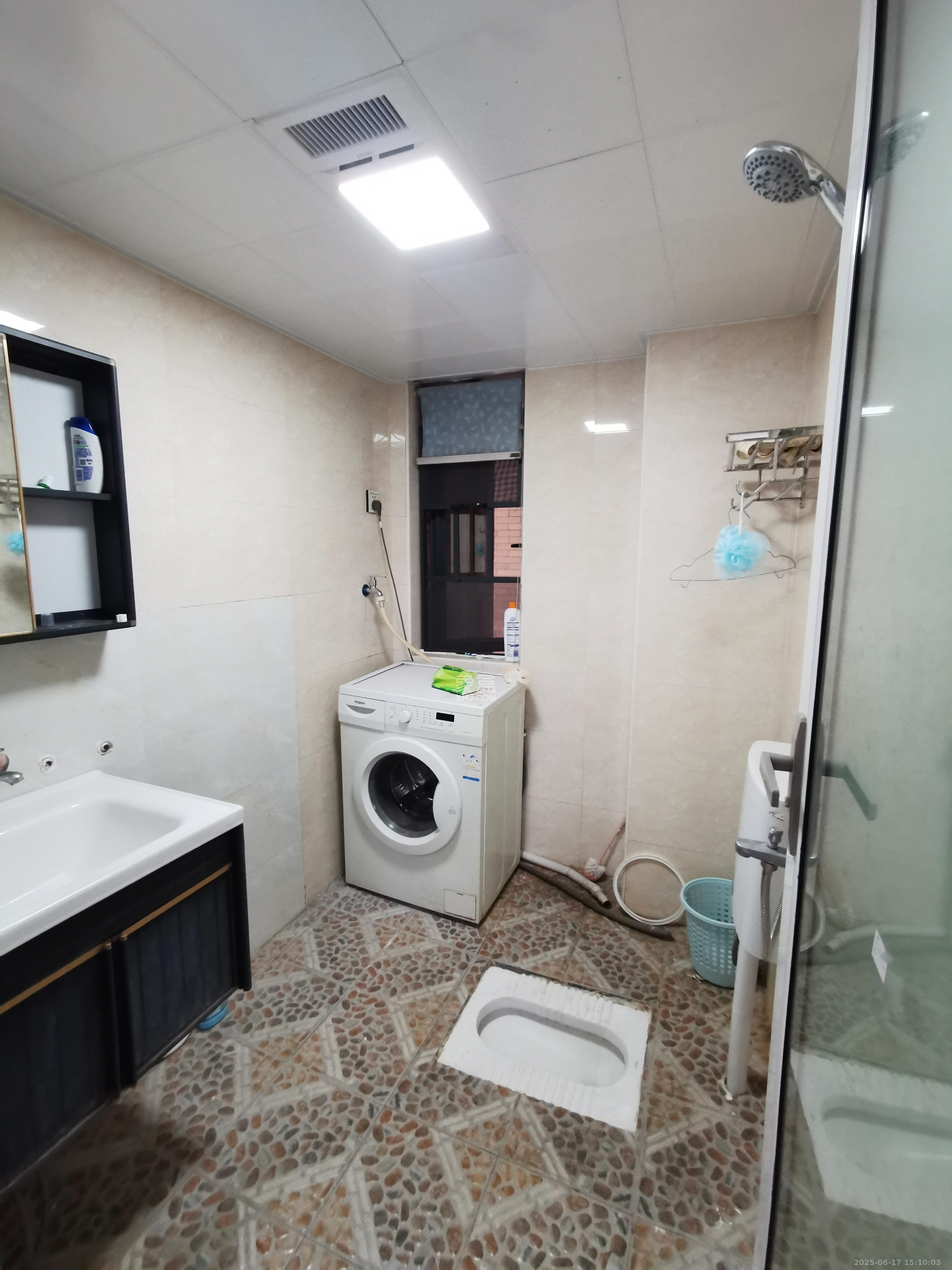 湘府9号  2室0厅0卫   2100.00元/月室内图