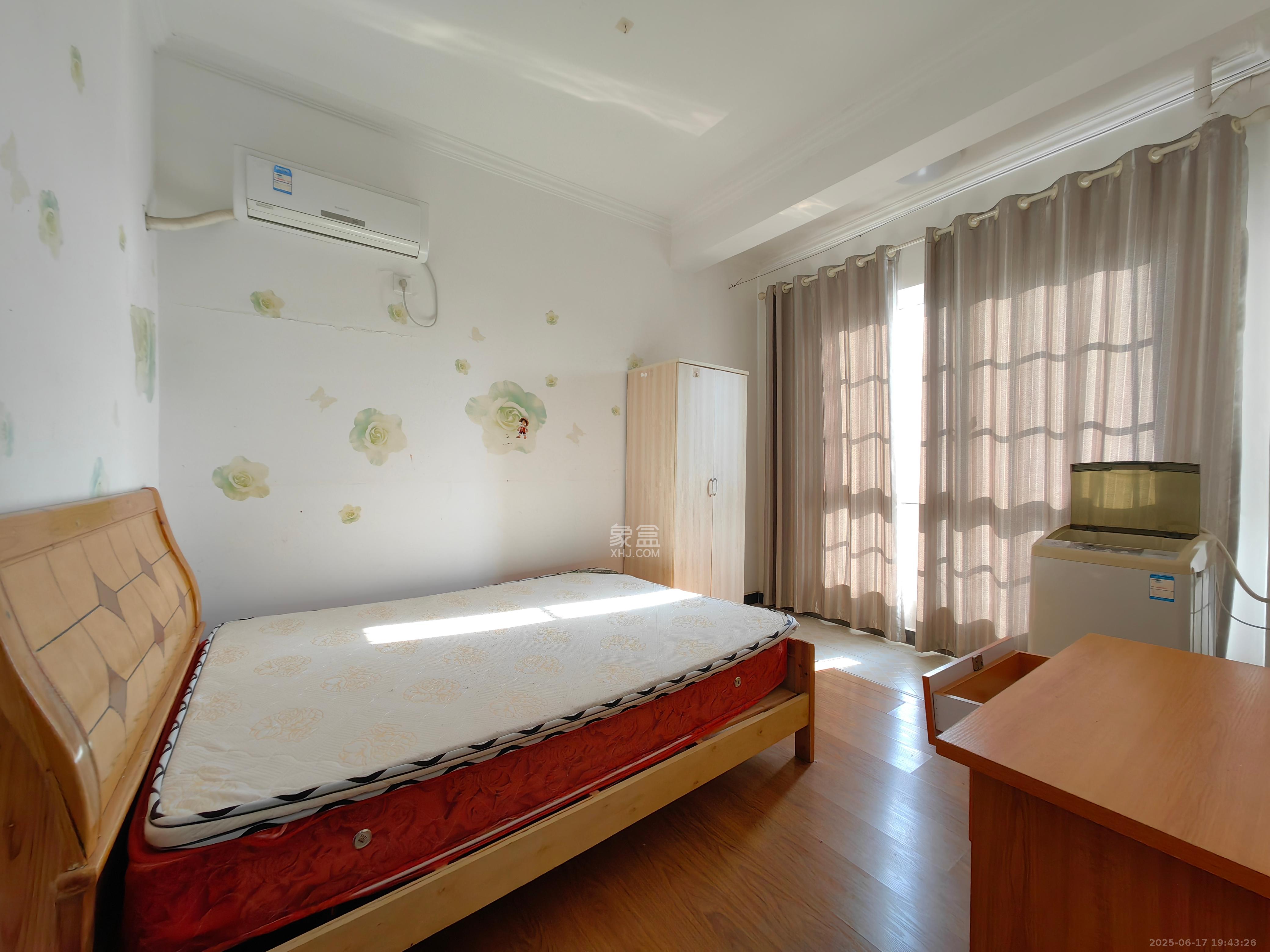 光明城市(星辰青年城) 2室1厅1卫 1500.0元/月 光明城市(星辰青年城) 2室1厅1卫 1500.0元/月室内图