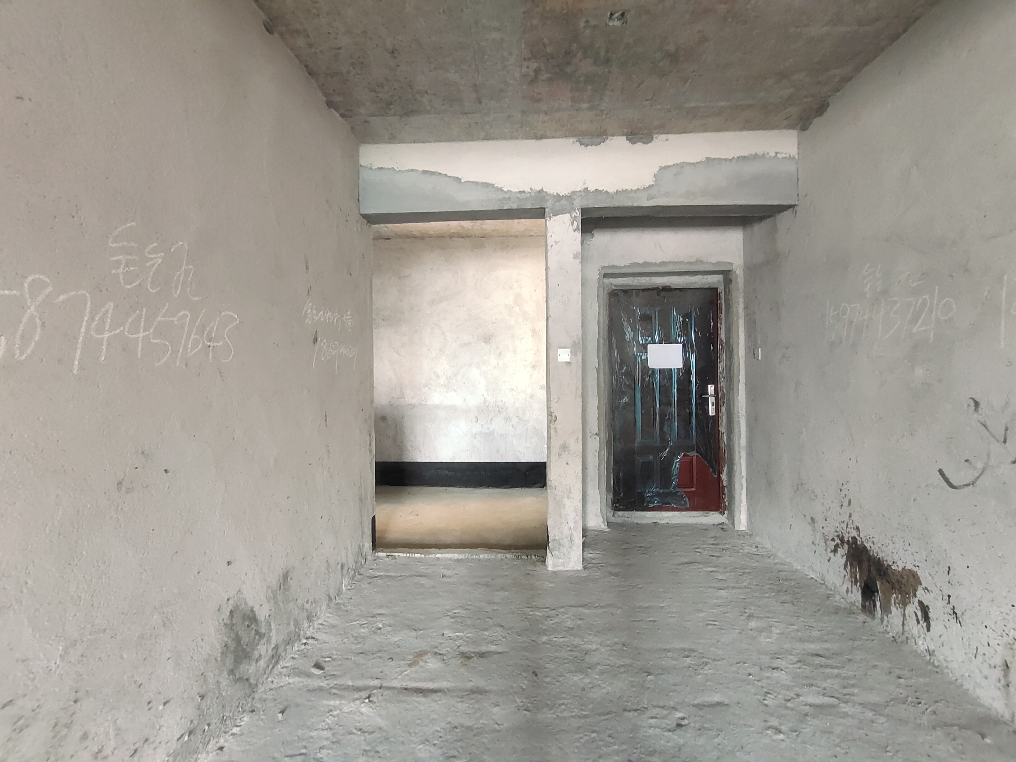 昊天珑璟湾 3室2厅2卫 53.3万 昊天珑璟湾 3室2厅2卫 53.3万客厅