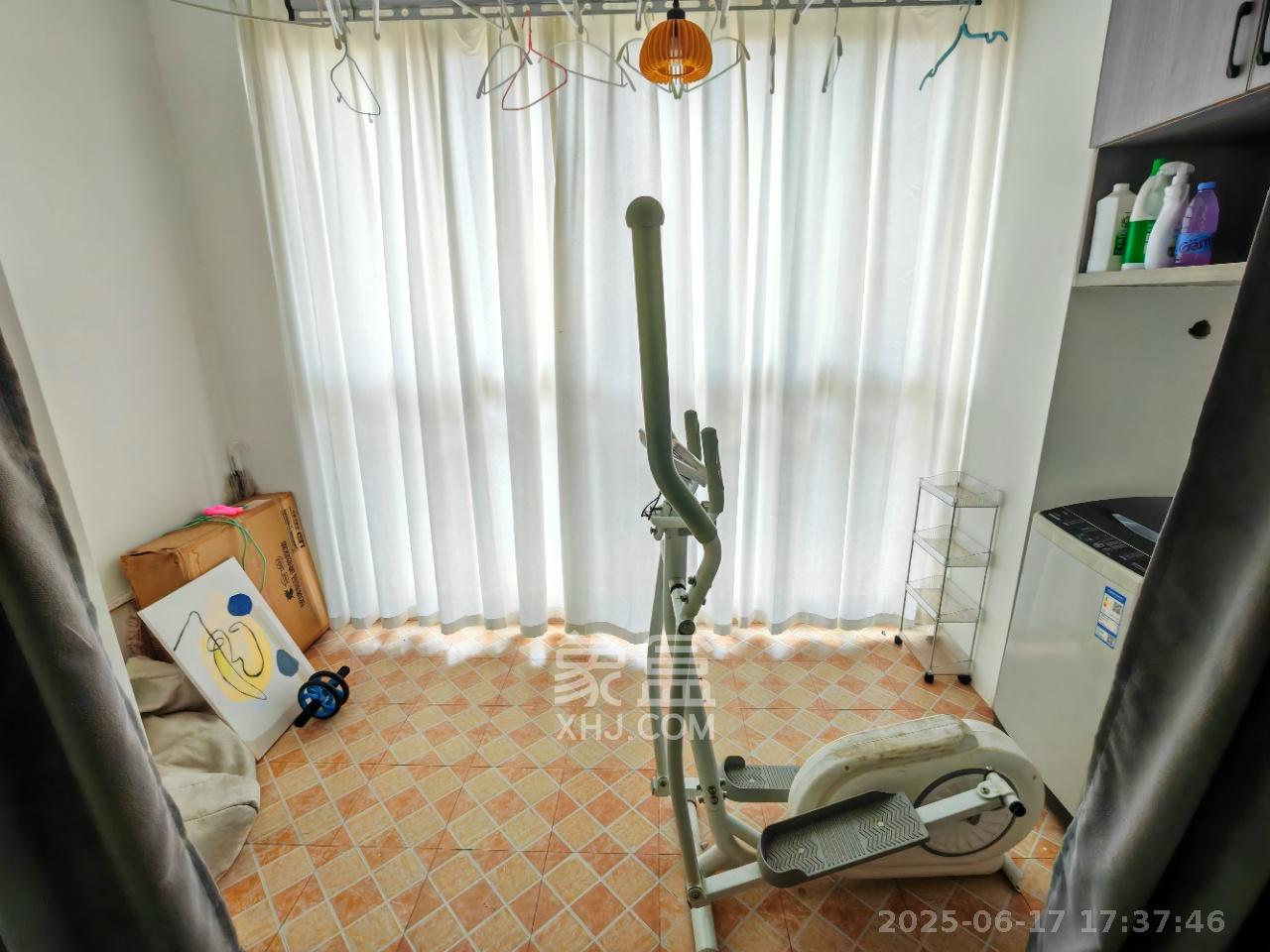 凯通国际城(凯通朝庭) 3室2厅1卫 3500.0元/月 凯通国际城(凯通朝庭) 3室2厅1卫 3500.0元/月室内图