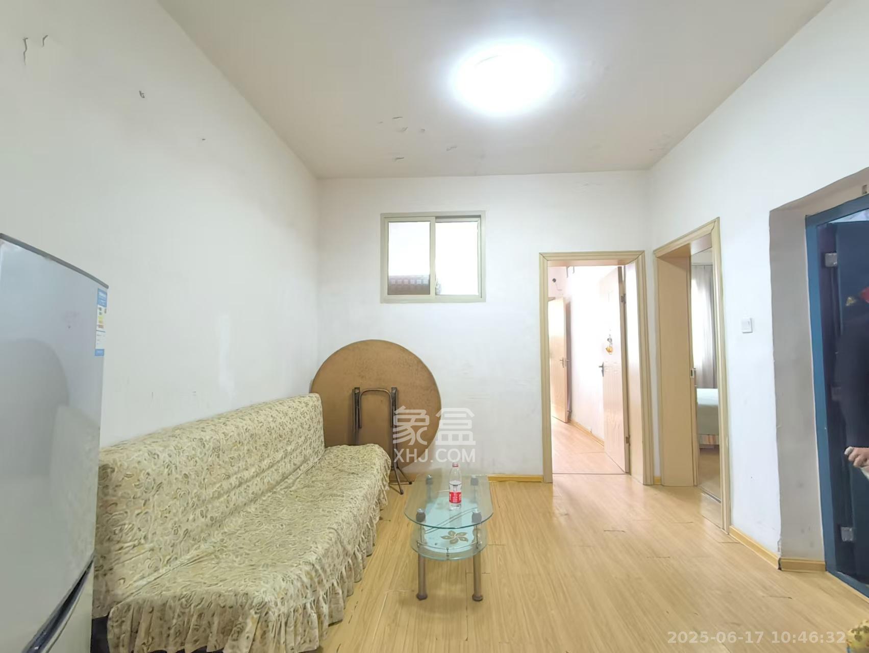 南湖路308库宿舍  2室1厅1卫    1300.0元/月