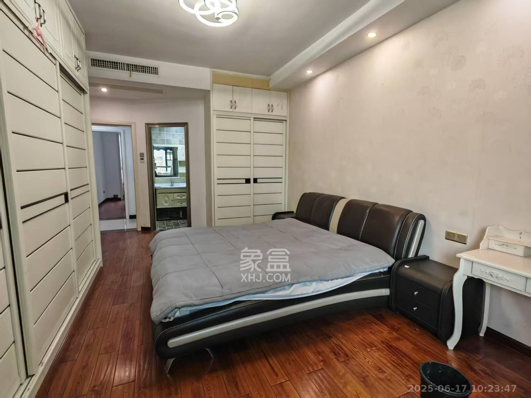 湘府东苑  3室2厅2卫    3200.0元/月 湘府东苑  3室2厅2卫    3200.0元/月室内图