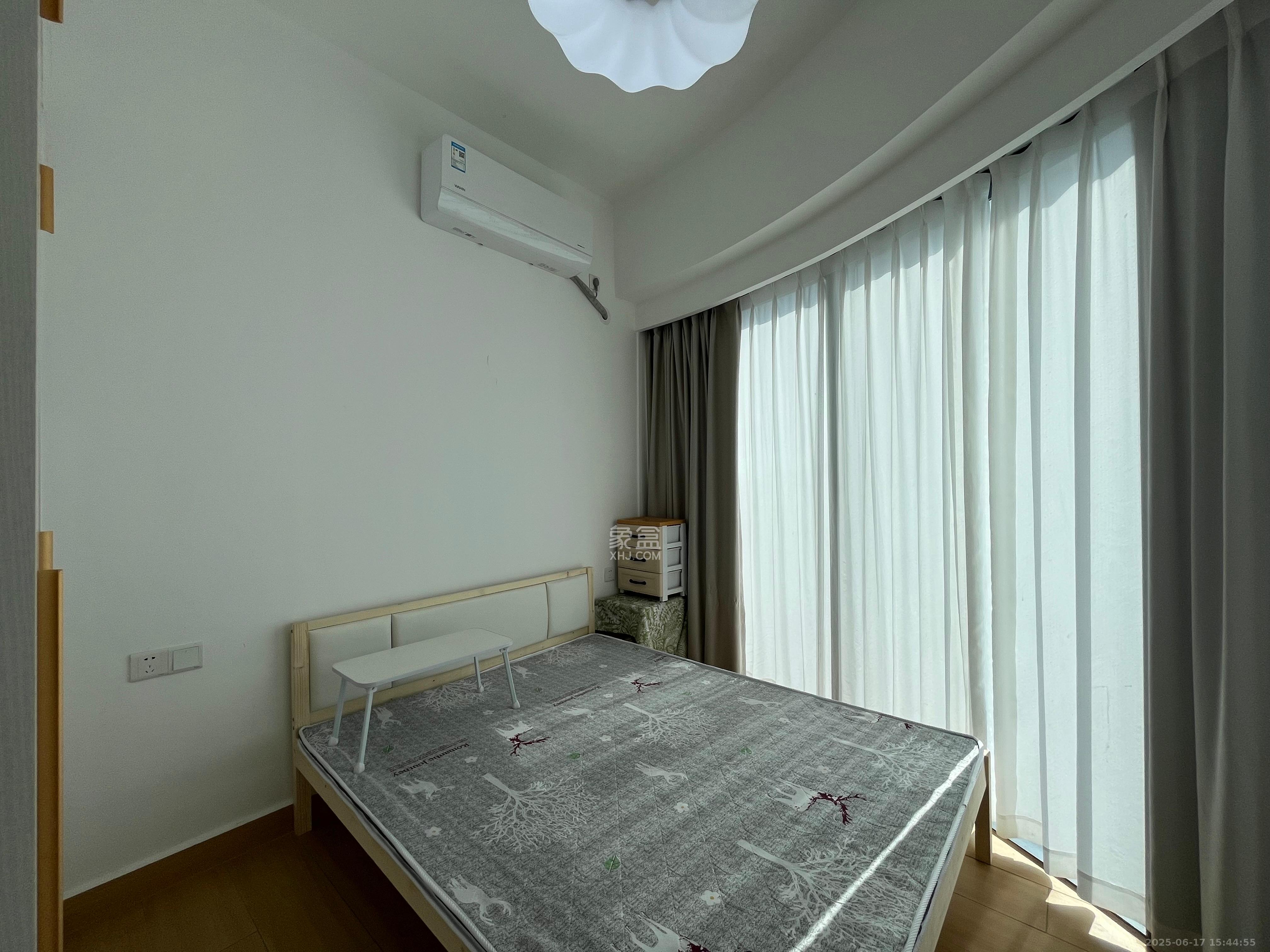 万润时光里  2室1厅1卫   3200.00元/月室内图