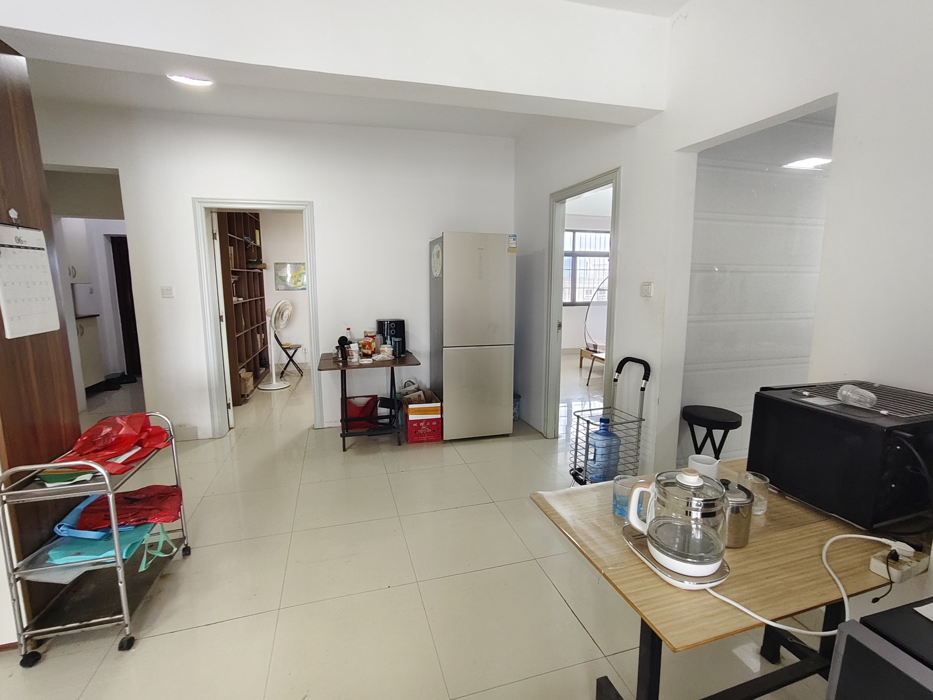 广电家园小区(南沙路) 3室2厅2卫 218.0万 广电家园小区(南沙路) 3室2厅2卫 218.0万客厅