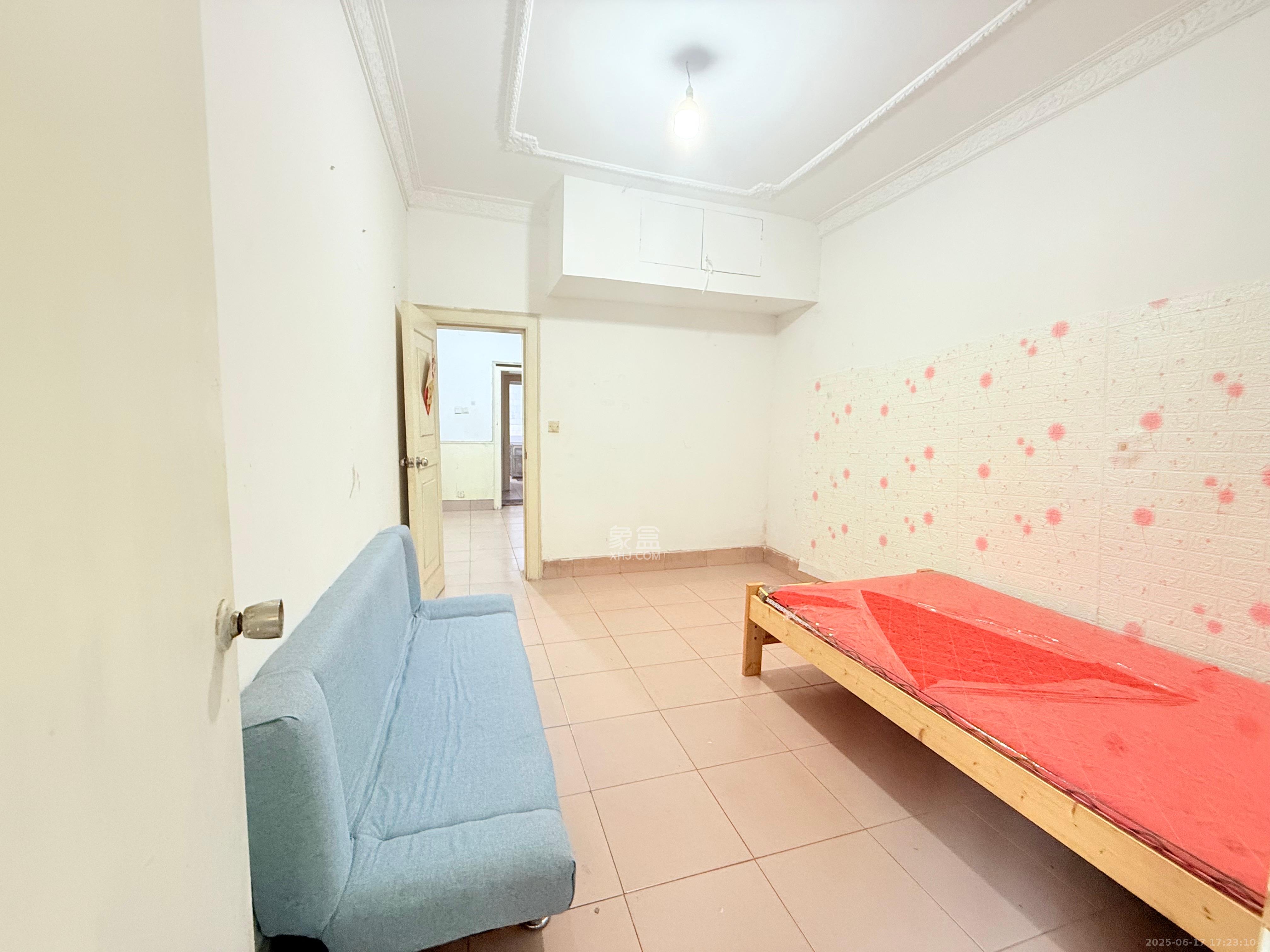 火星建设局宿舍  3室1厅1卫    2000.0元/月 火星建设局宿舍  3室1厅1卫    2000.0元/月室内图