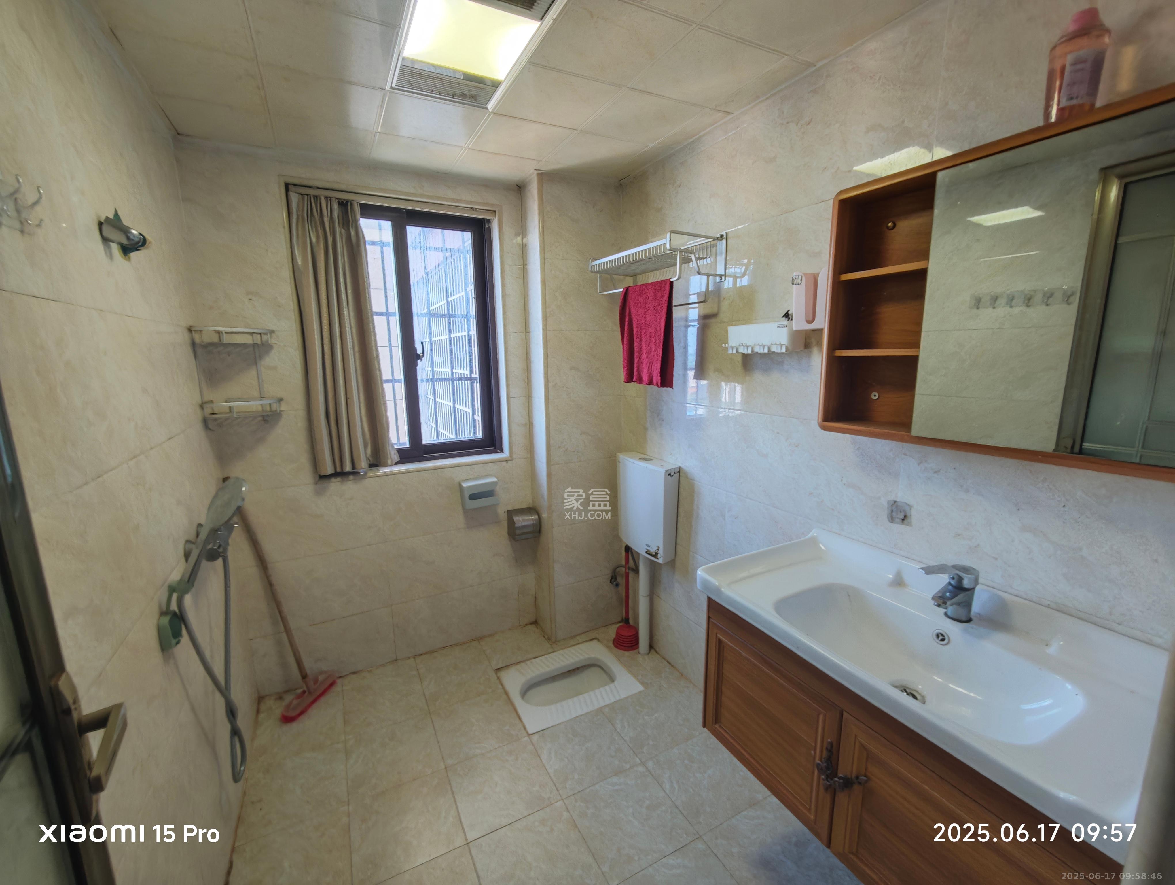 东方美地  2室1厅1卫    1500.0元/月 东方美地  2室1厅1卫    1500.0元/月室内图