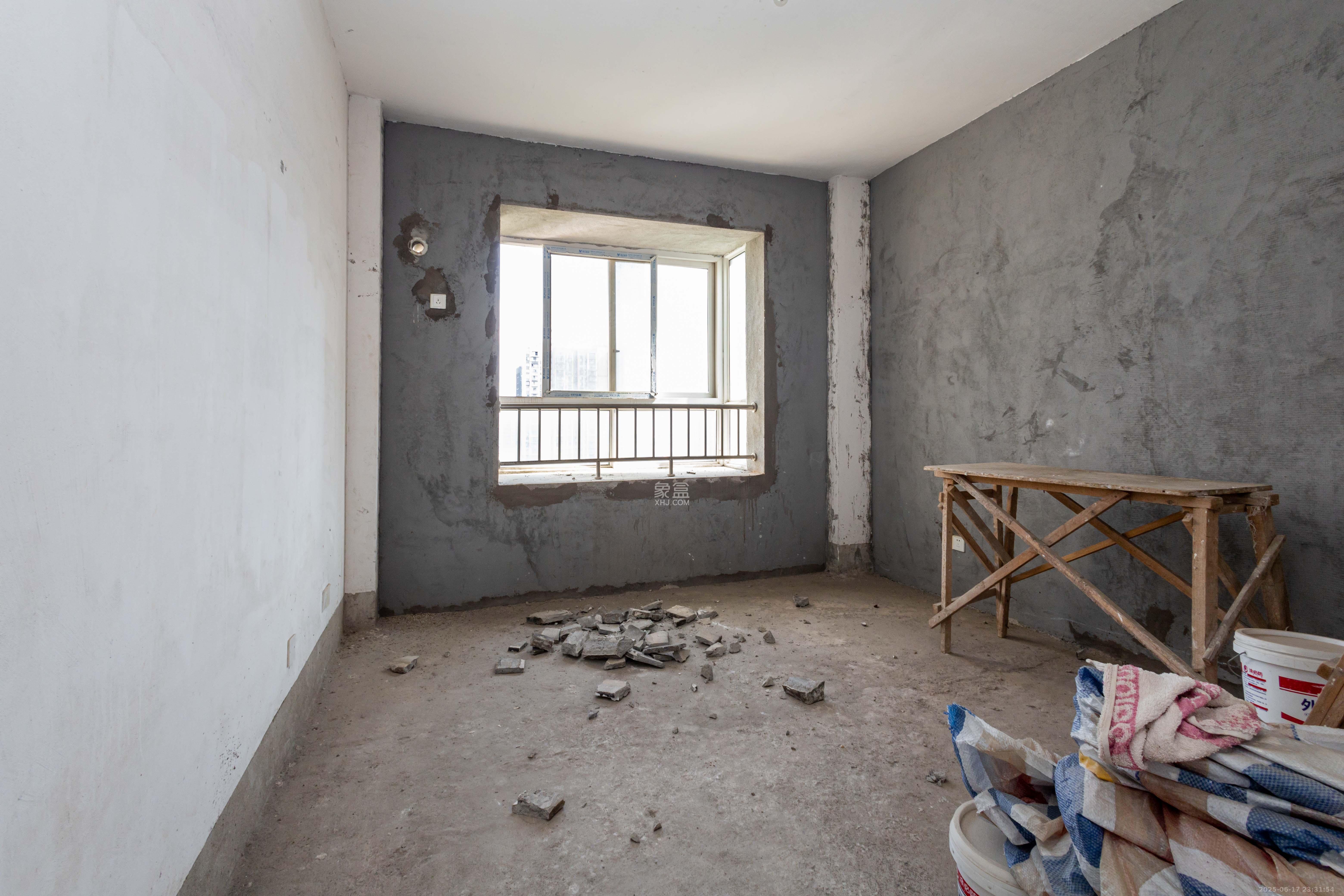 东门尚苑 2室2厅1卫 41.8万 东门尚苑 2室2厅1卫 41.8万卧室