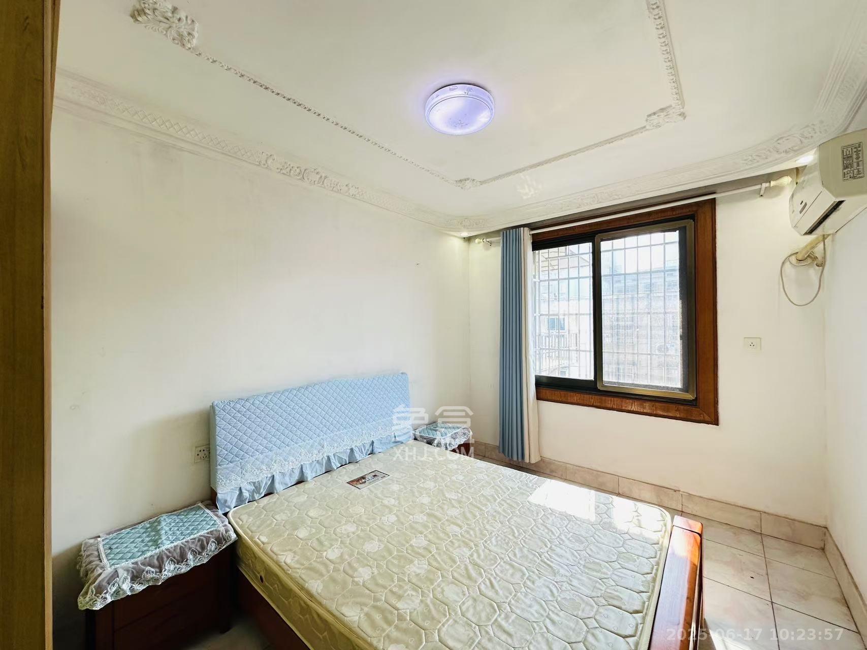 静谧园  2室1厅1卫    800.0元/月室内图