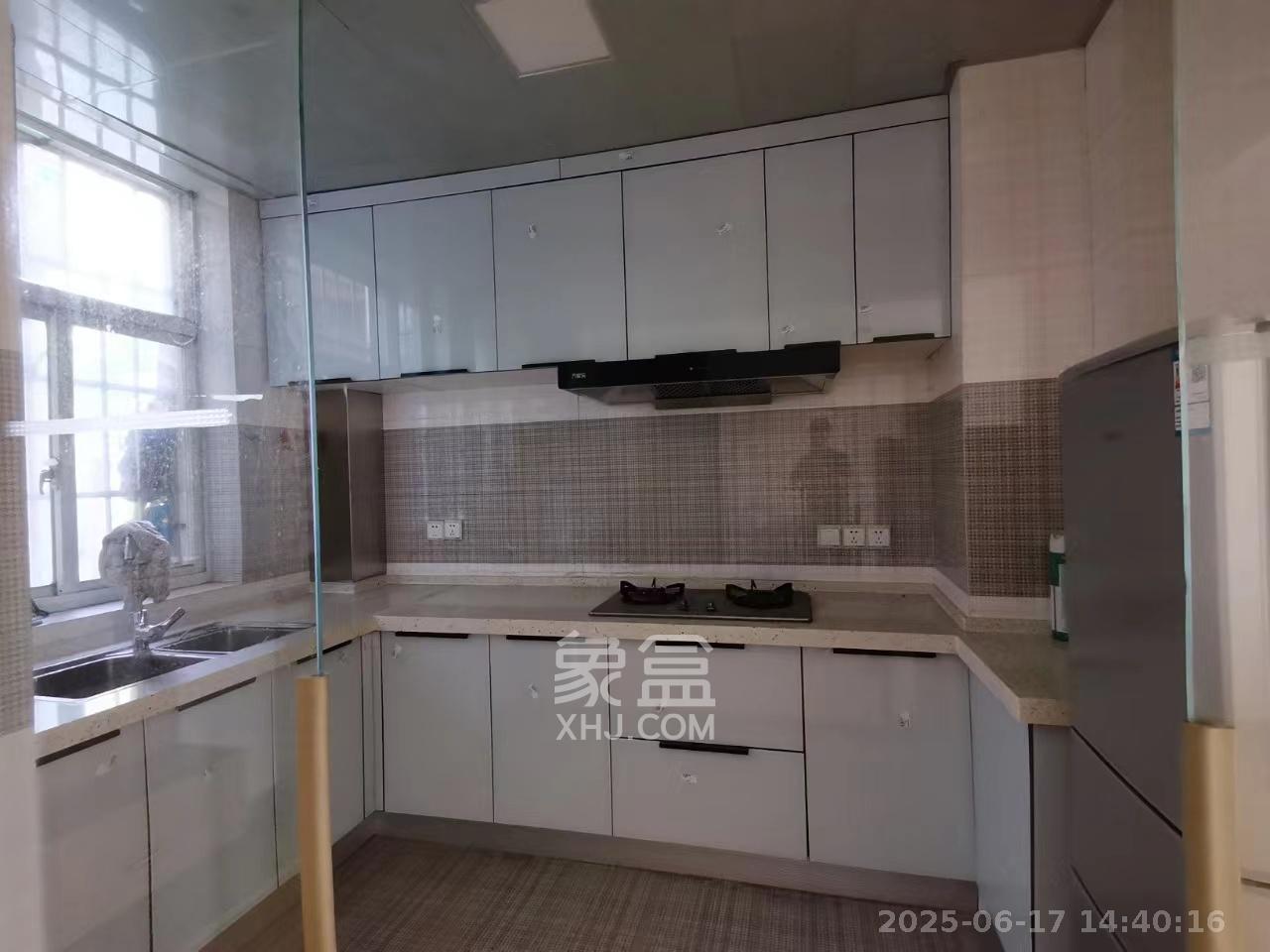 景江雅苑 2室2厅1卫 2500.0元/月 景江雅苑 2室2厅1卫 2500.0元/月室内图