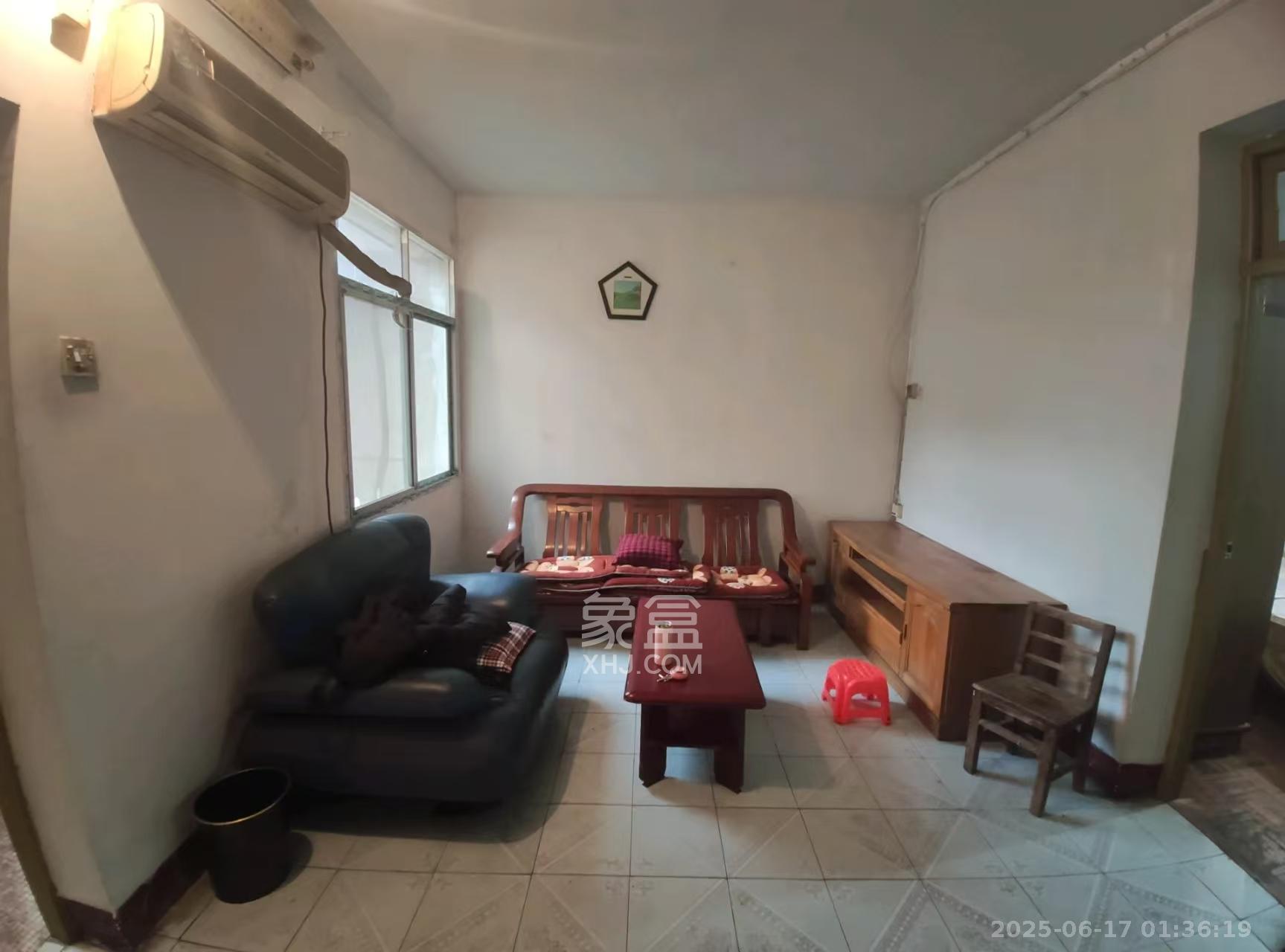 通程物流宿舍 2室2厅1卫 1000.0元/月 通程物流宿舍 2室2厅1卫 1000.0元/月室内图