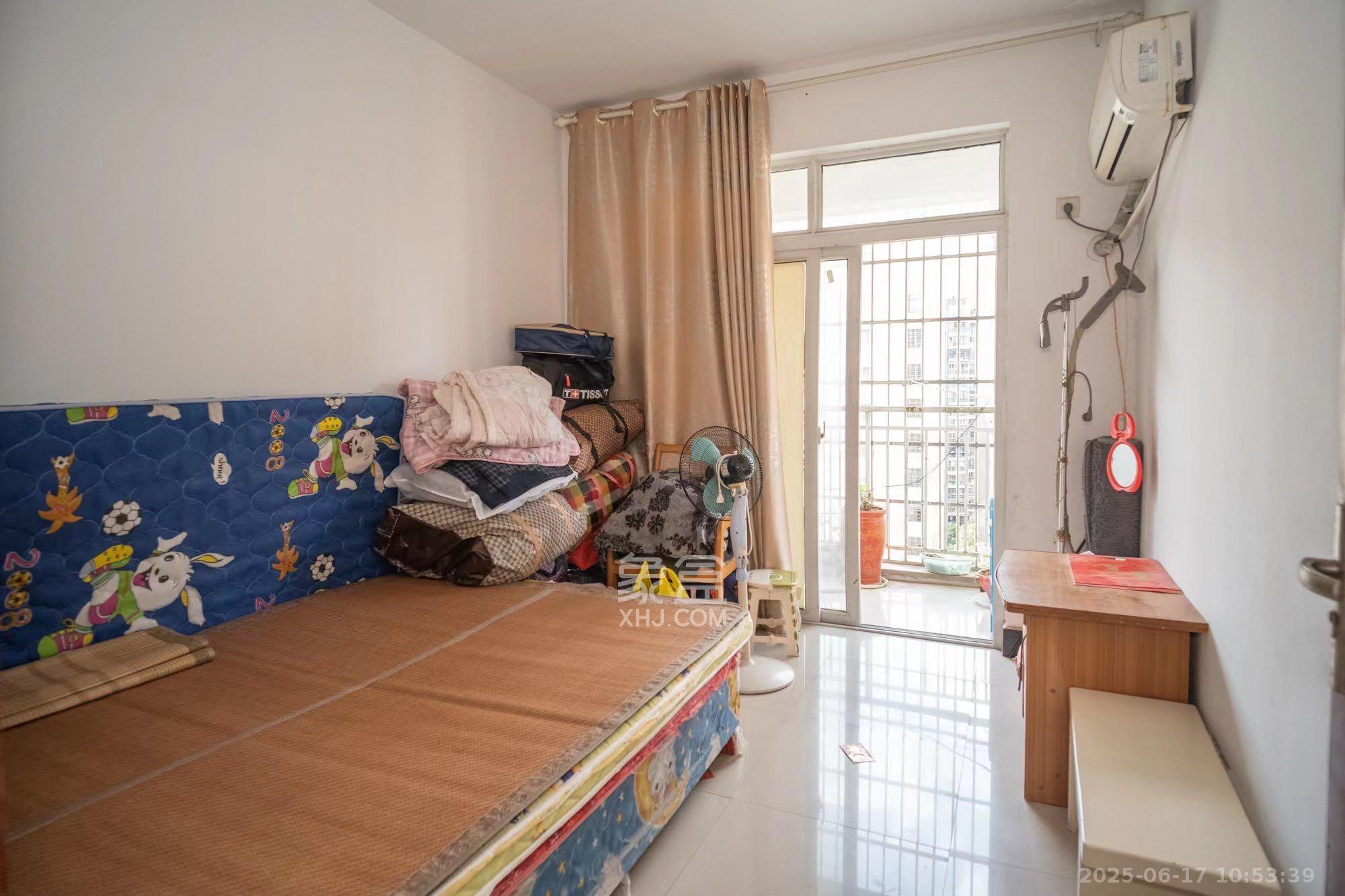 万丽景园  3室2厅2卫   1800.00元/月室内图