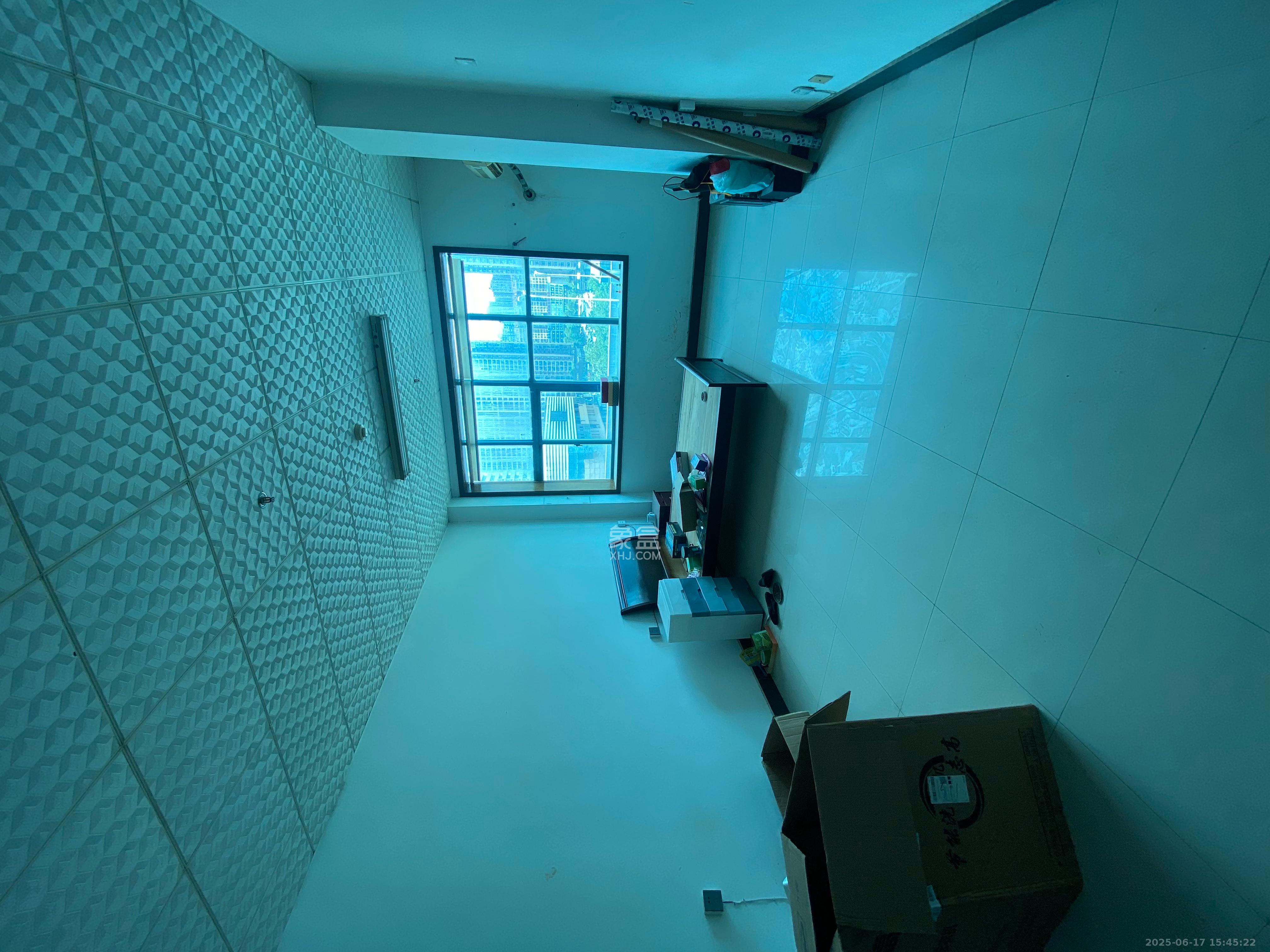 红星商务楼(红星蔬菜批发大市场) 1室1厅1卫 1200.0元/月 红星商务楼(红星蔬菜批发大市场) 1室1厅1卫 1200.0元/月室内图