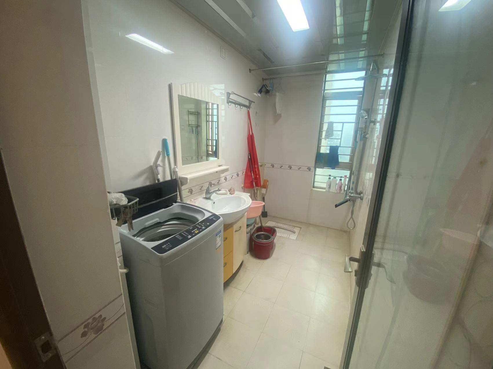 省人大机关住宅小区(海南省人大常委会机关住宅小区) 4室2厅1卫 236.0万 省人大机关住宅小区(海南省人大常委会机关住宅小区) 4室2厅1卫 236.0万室内图