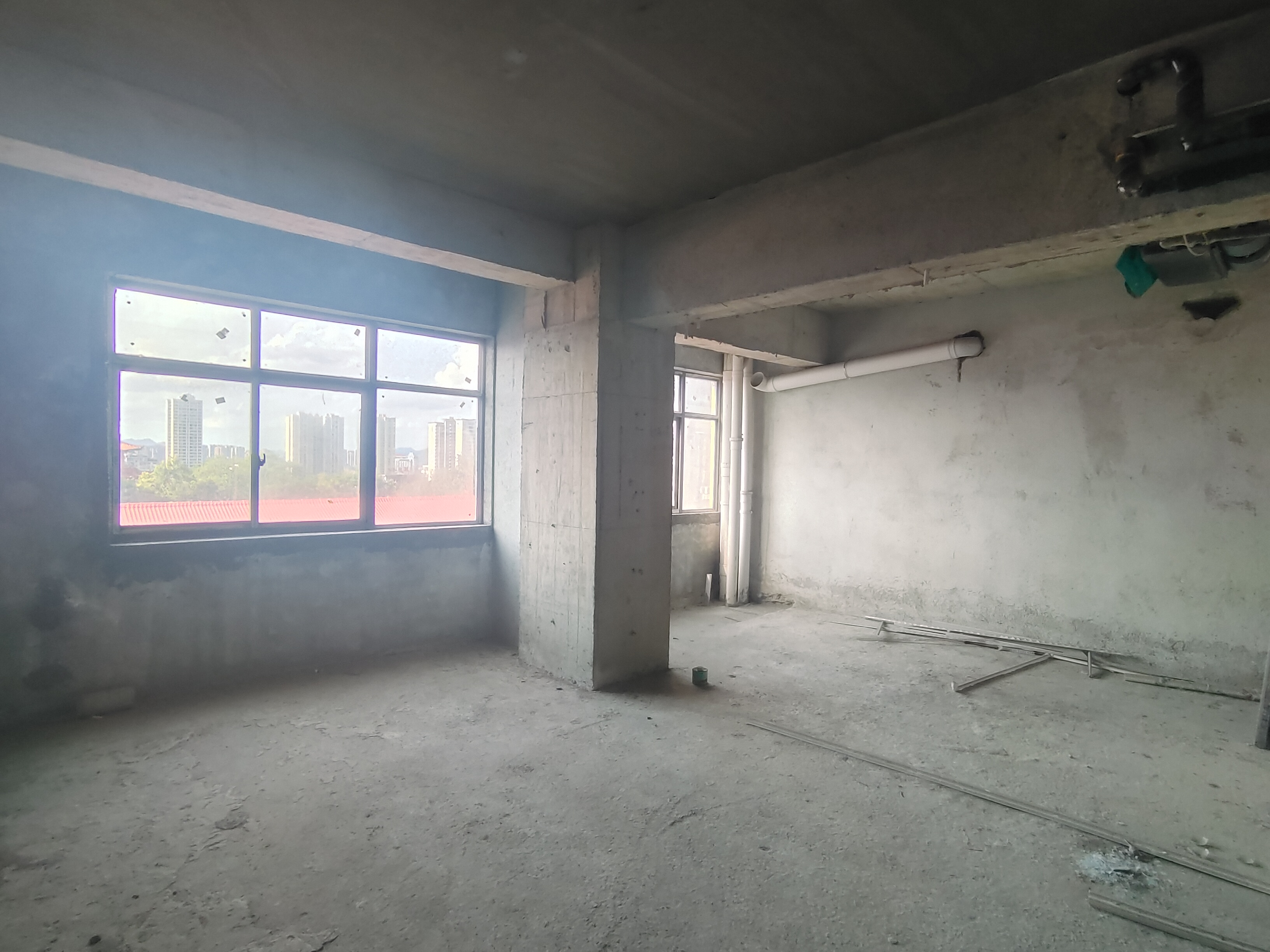 财智公馆大厦（瑞士国际酒店）  2室1厅1卫    28.0万客厅