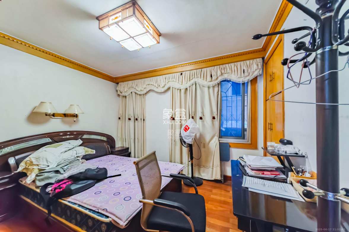 自然村公寓 2室2厅1卫 38.0万 自然村公寓 2室2厅1卫 38.0万卧室