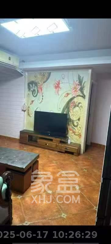 印象天心  2室1厅1卫   2400.00元/月室内图