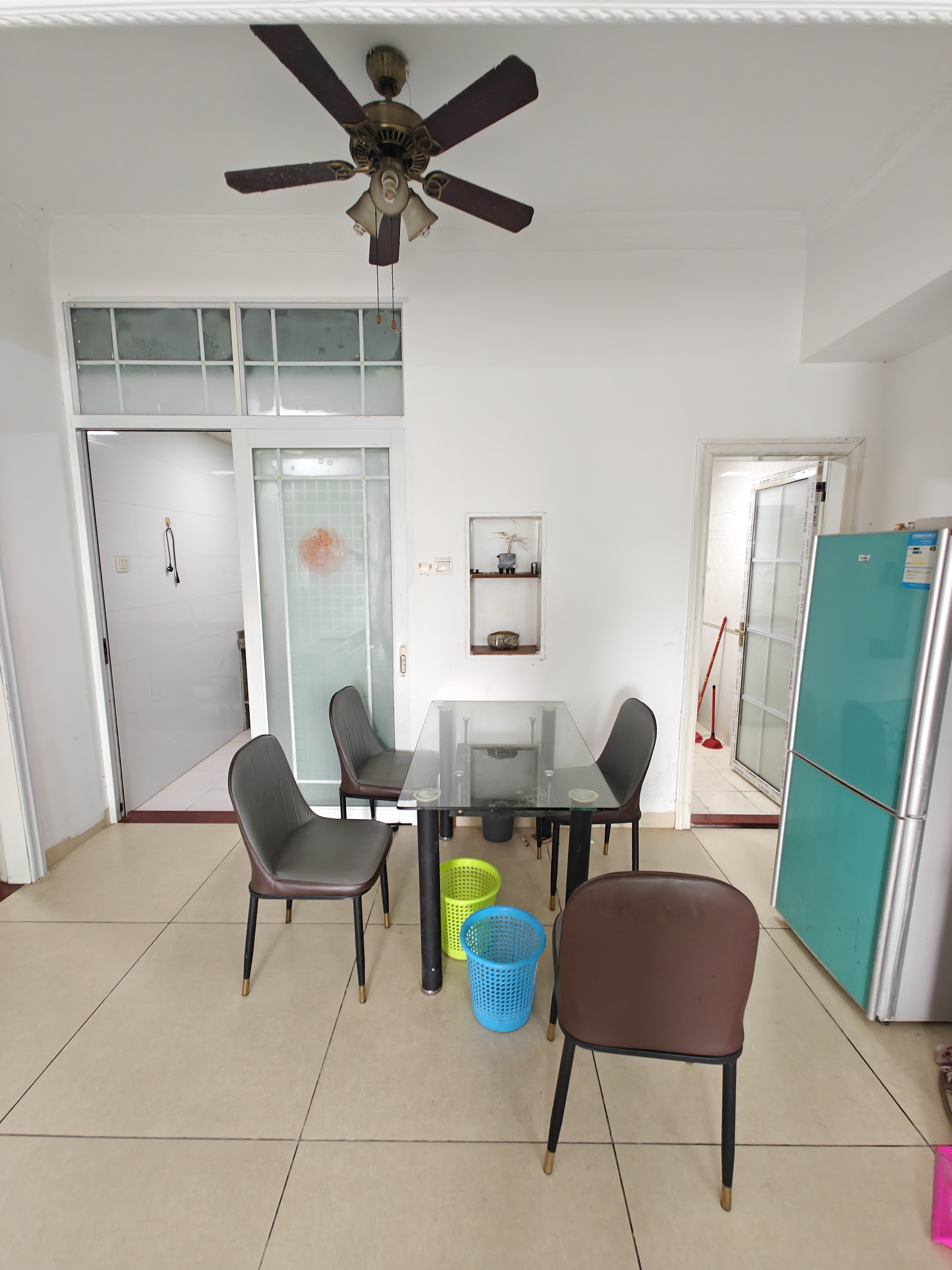 汇亘大厦 1室0厅0卫 2600.0元/月 汇亘大厦 1室0厅0卫 2600.0元/月室内图