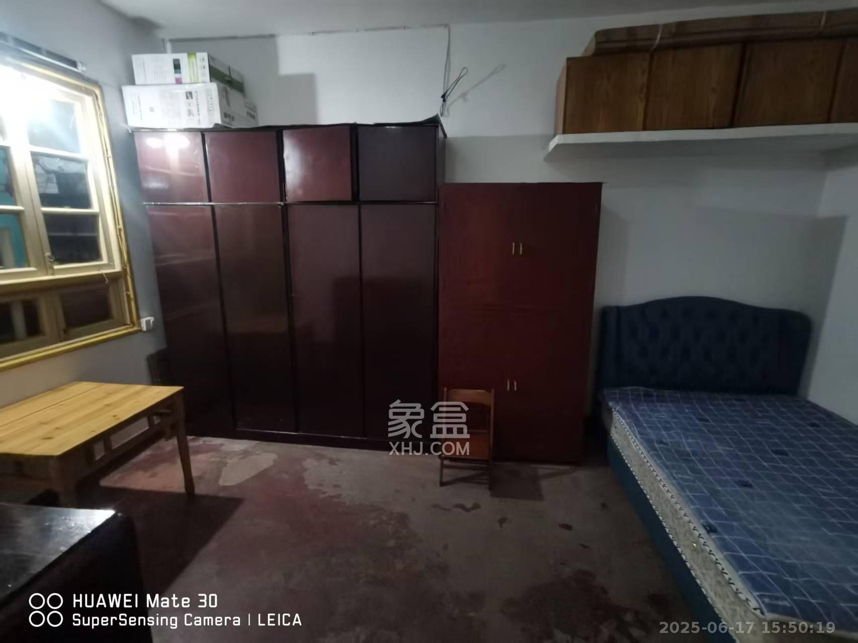 韶山路散盘 3室1厅1卫 1200.0元/月 韶山路散盘 3室1厅1卫 1200.0元/月室内图