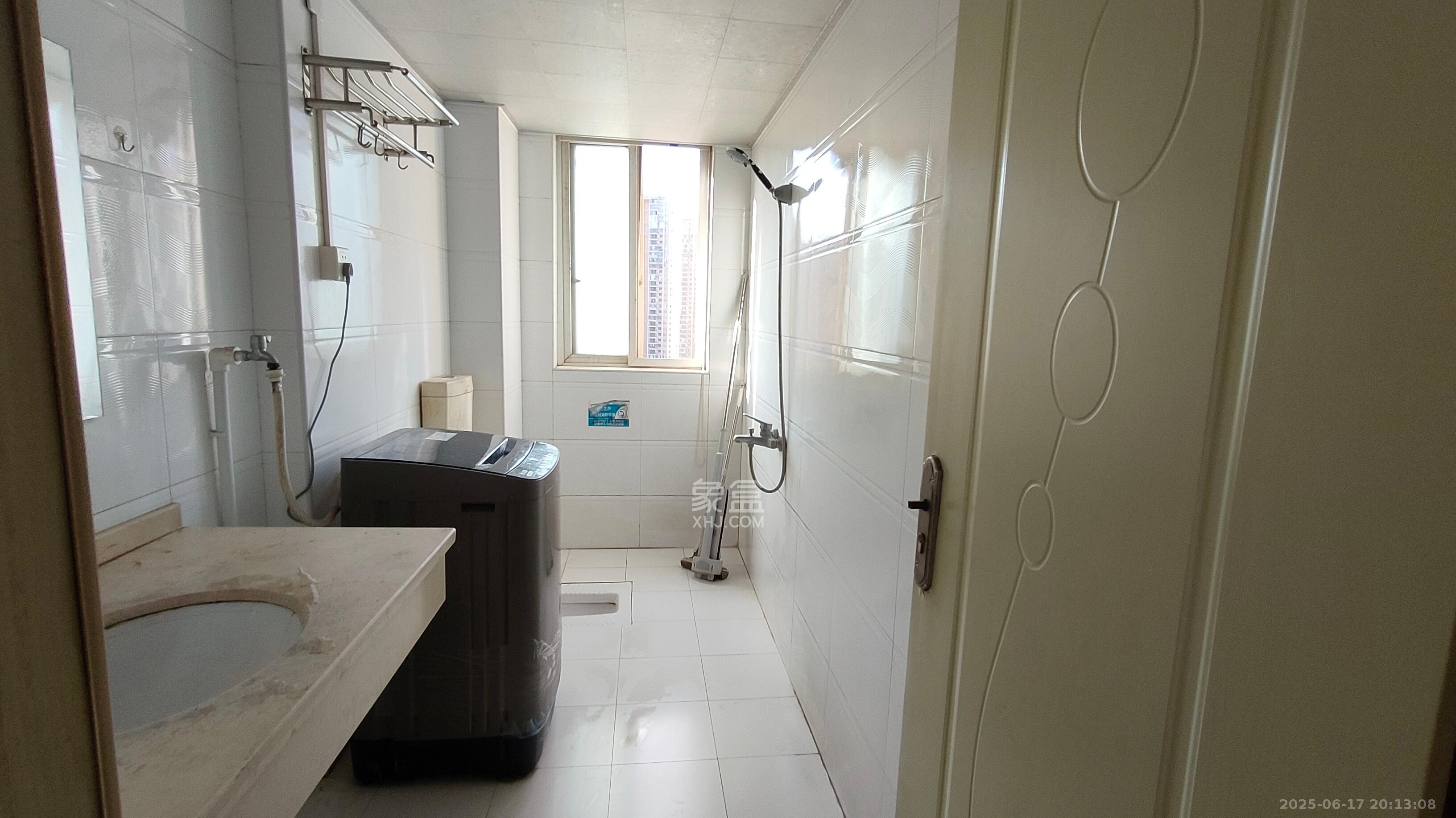 筑梦园 1室2厅1卫 2000.0元/月 筑梦园 1室2厅1卫 2000.0元/月室内图