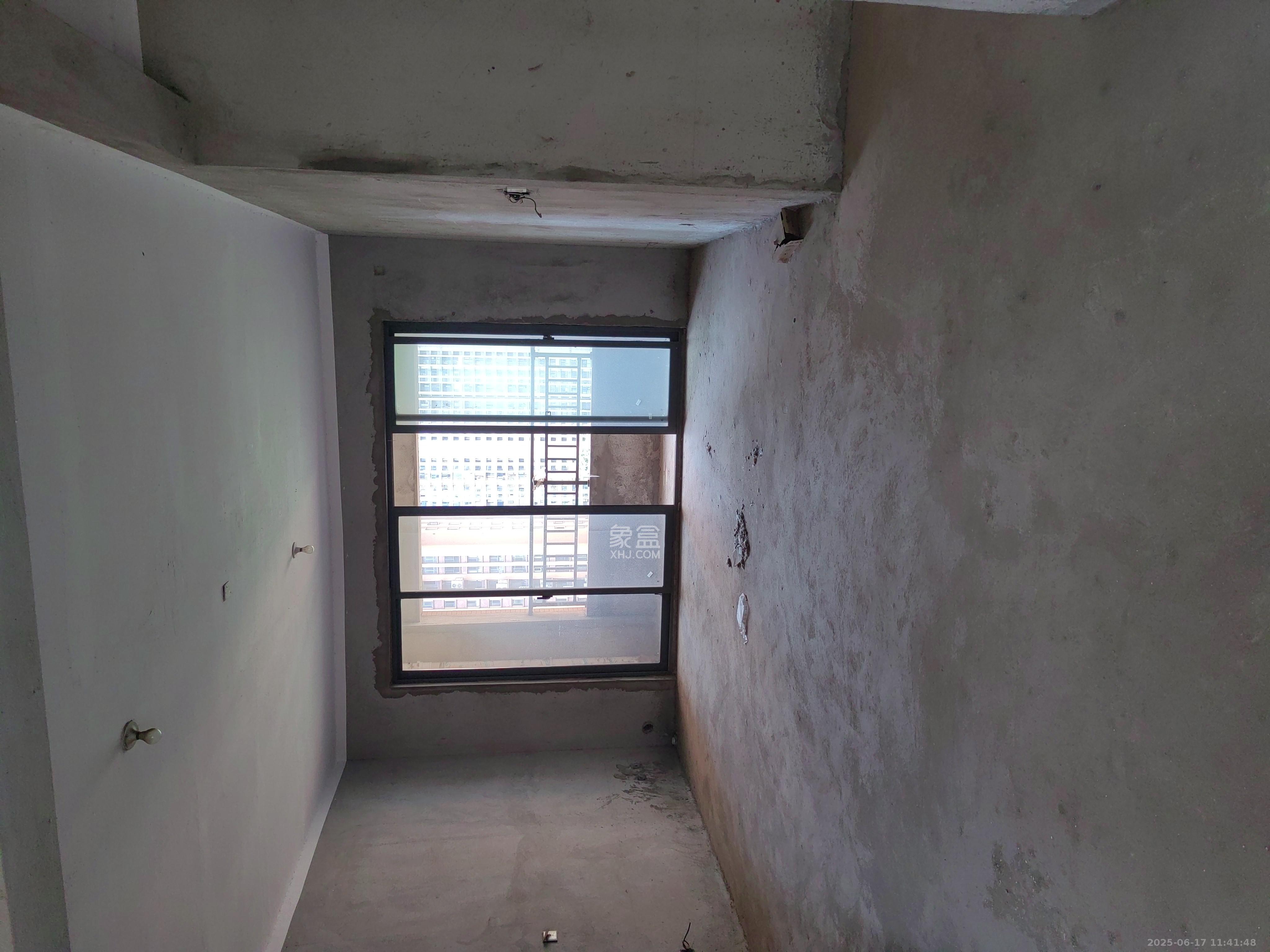 新天地步步高 4室2厅2卫 62.8万 新天地步步高 4室2厅2卫 62.8万室内图