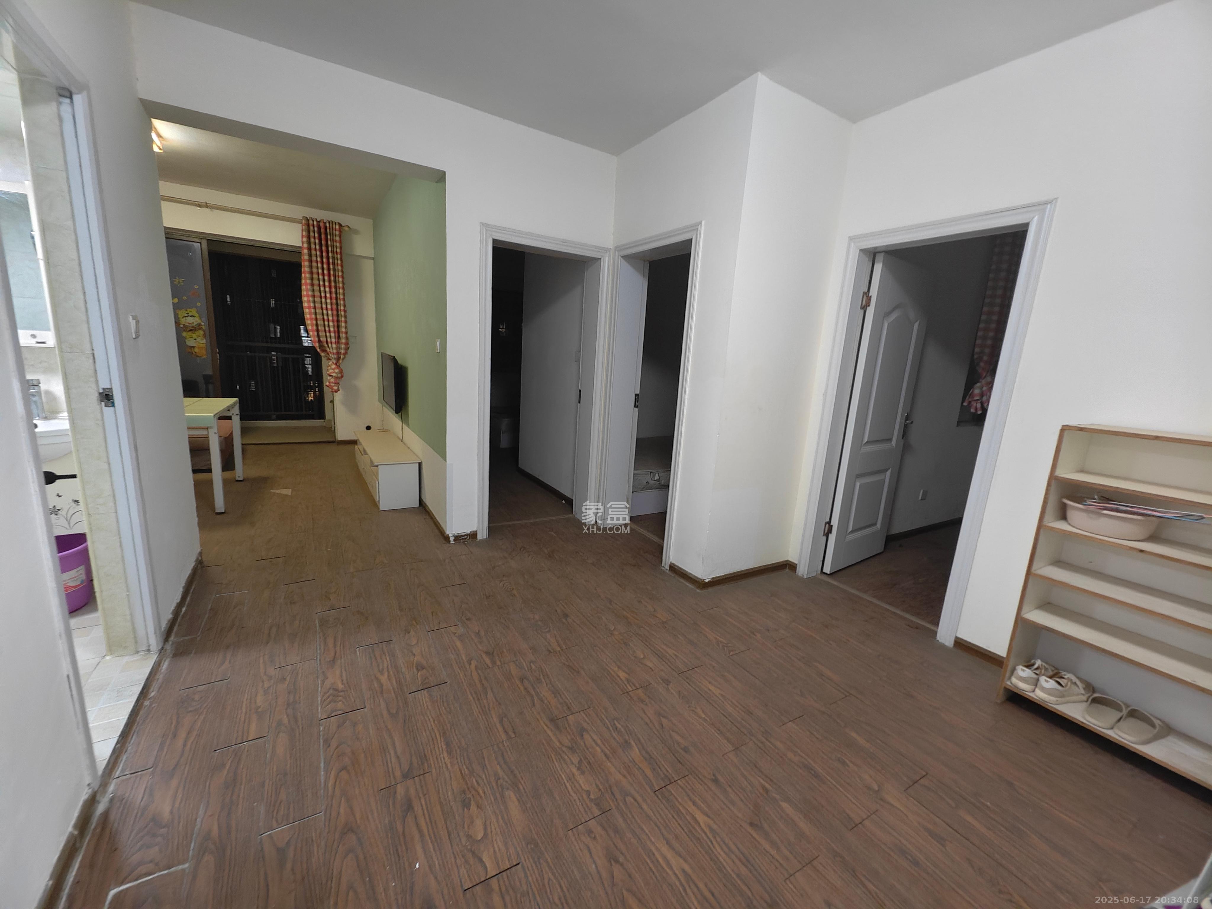 梅溪鑫苑名家 3室2厅1卫 2100.0元/月 梅溪鑫苑名家 3室2厅1卫 2100.0元/月室内图