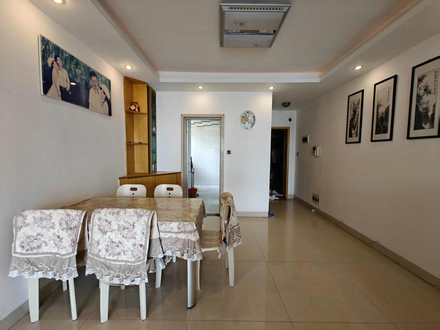 禧诚月畔湾 2室2厅1卫 1500.0元/月 禧诚月畔湾 2室2厅1卫 1500.0元/月室内图