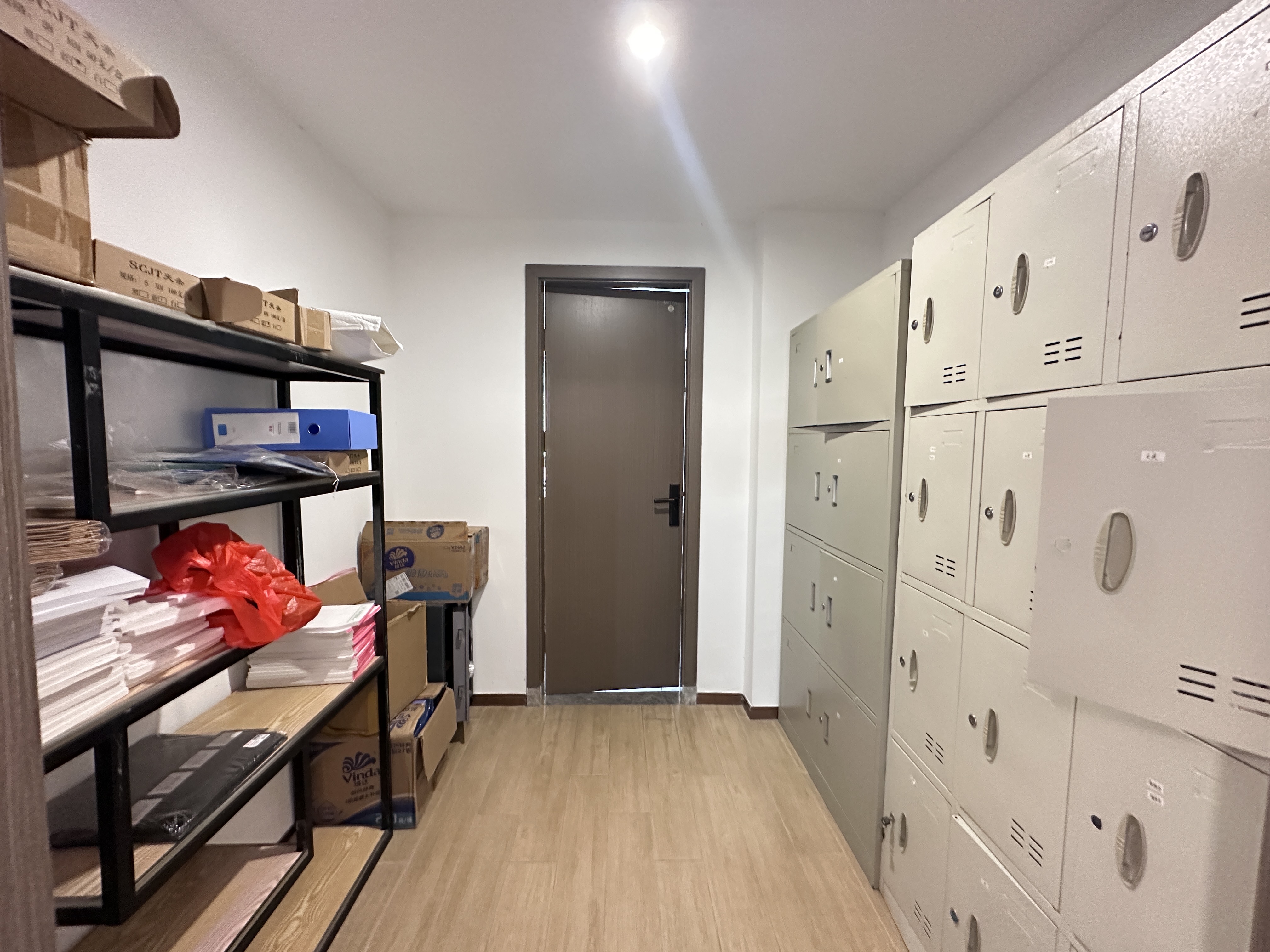 海航豪庭南苑  3室2厅1卫   5000.00元/月室内图