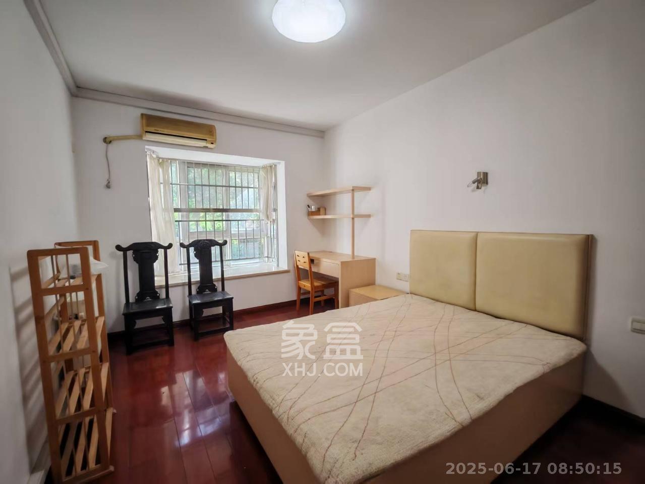 鑫天山水洲城 3室2厅2卫 2400.0元/月 鑫天山水洲城 3室2厅2卫 2400.0元/月室内图