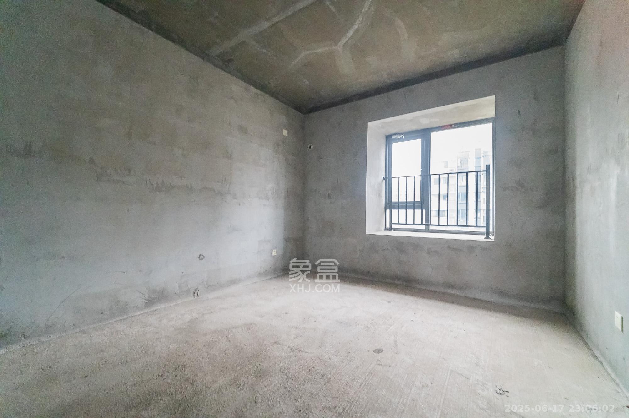 中建悦和城 4室1厅2卫 131.8万 中建悦和城 4室1厅2卫 131.8万其他