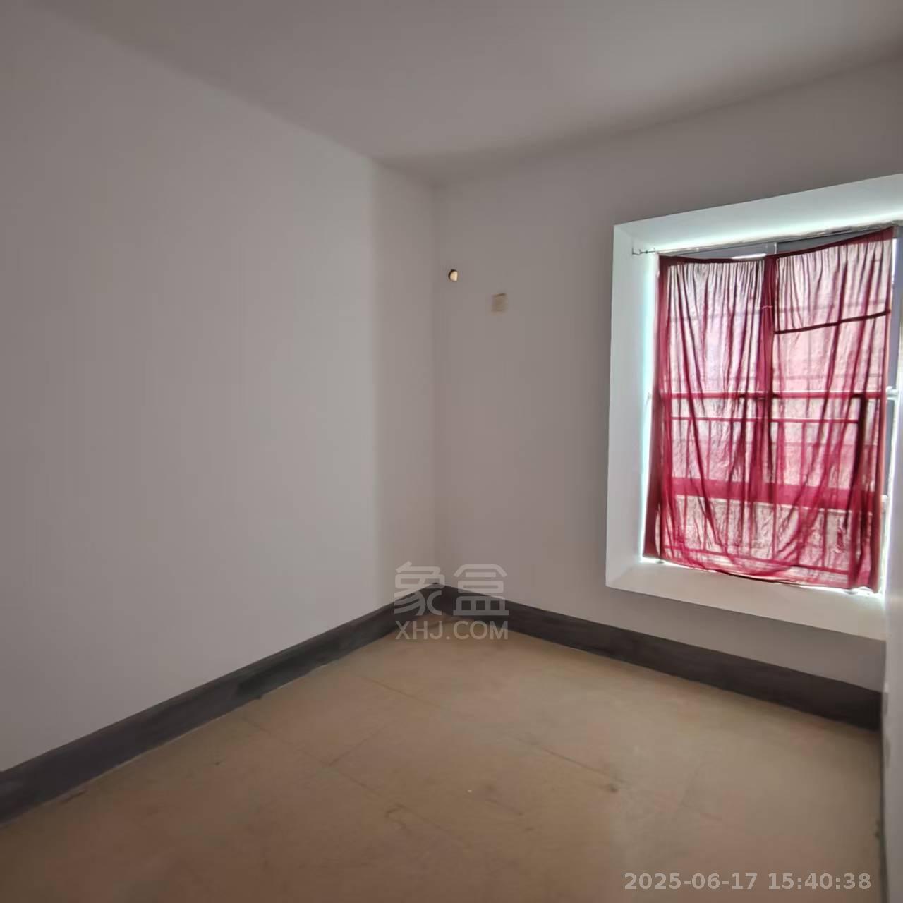 圣华名城建设北路110号  3室1厅1卫   800.00元/月室内图