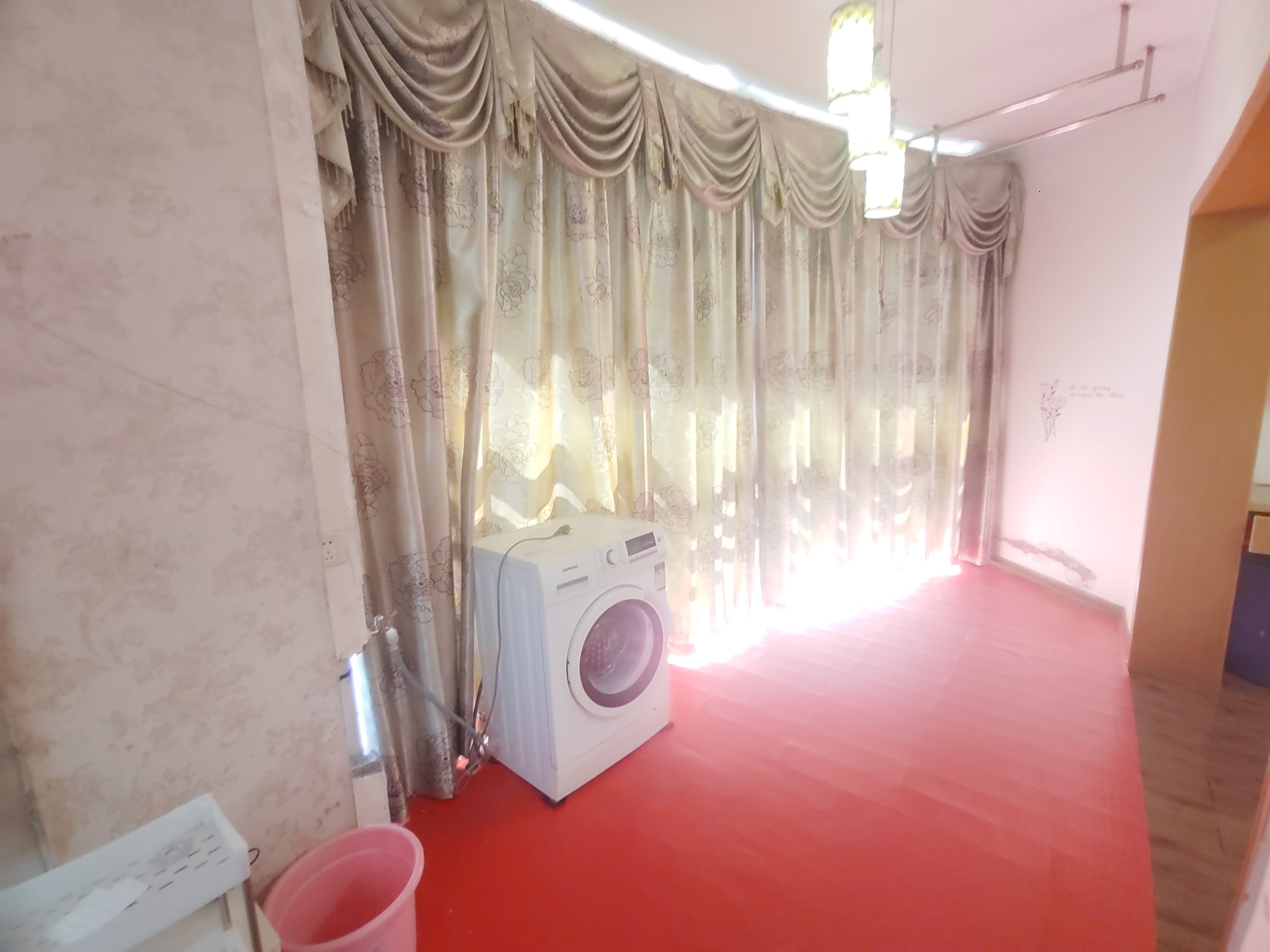 高星明居  3室2厅1卫   900.00元/月室内图