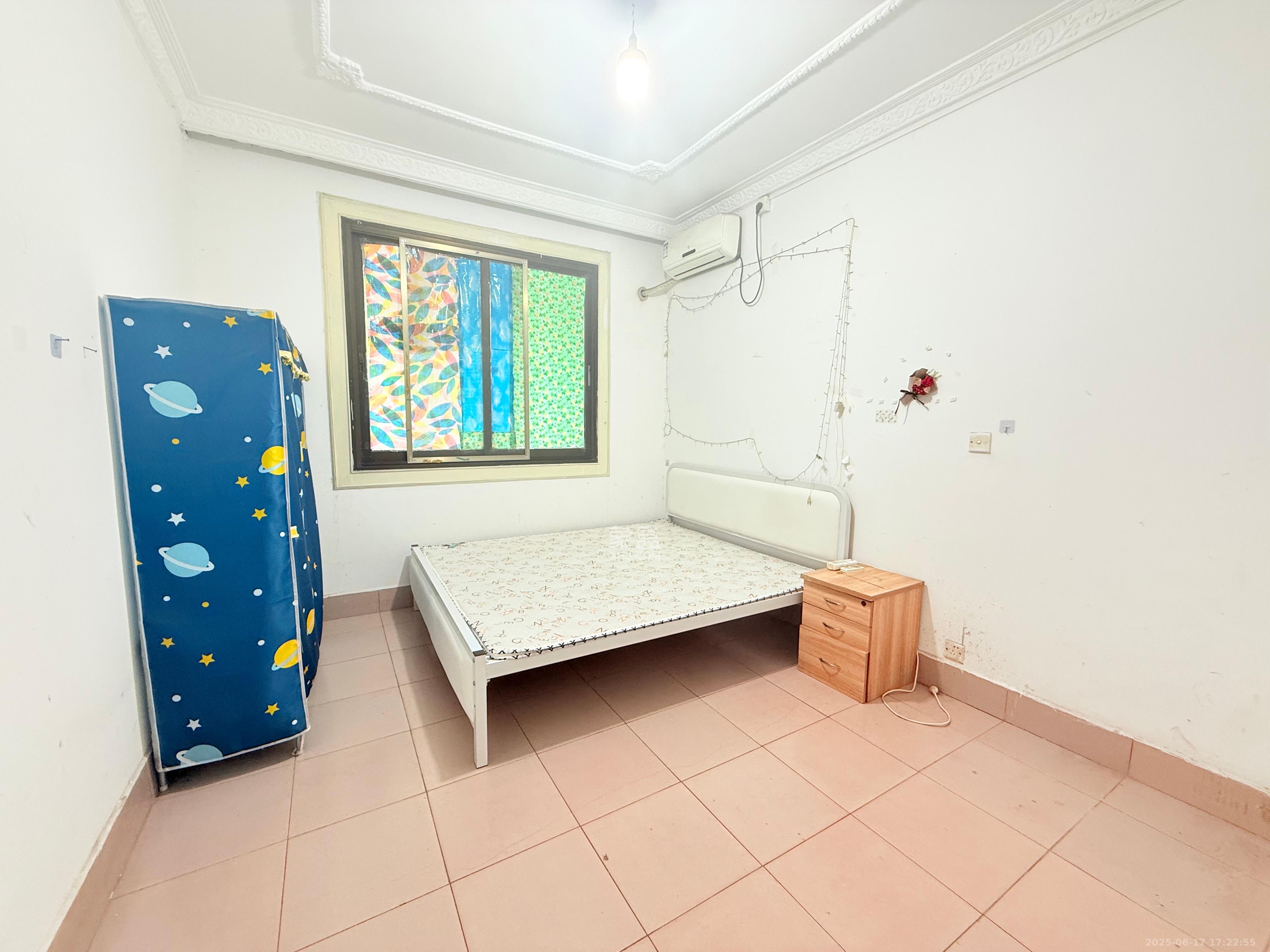 火星建设局宿舍  3室1厅1卫    2000.0元/月 火星建设局宿舍  3室1厅1卫    2000.0元/月室内图