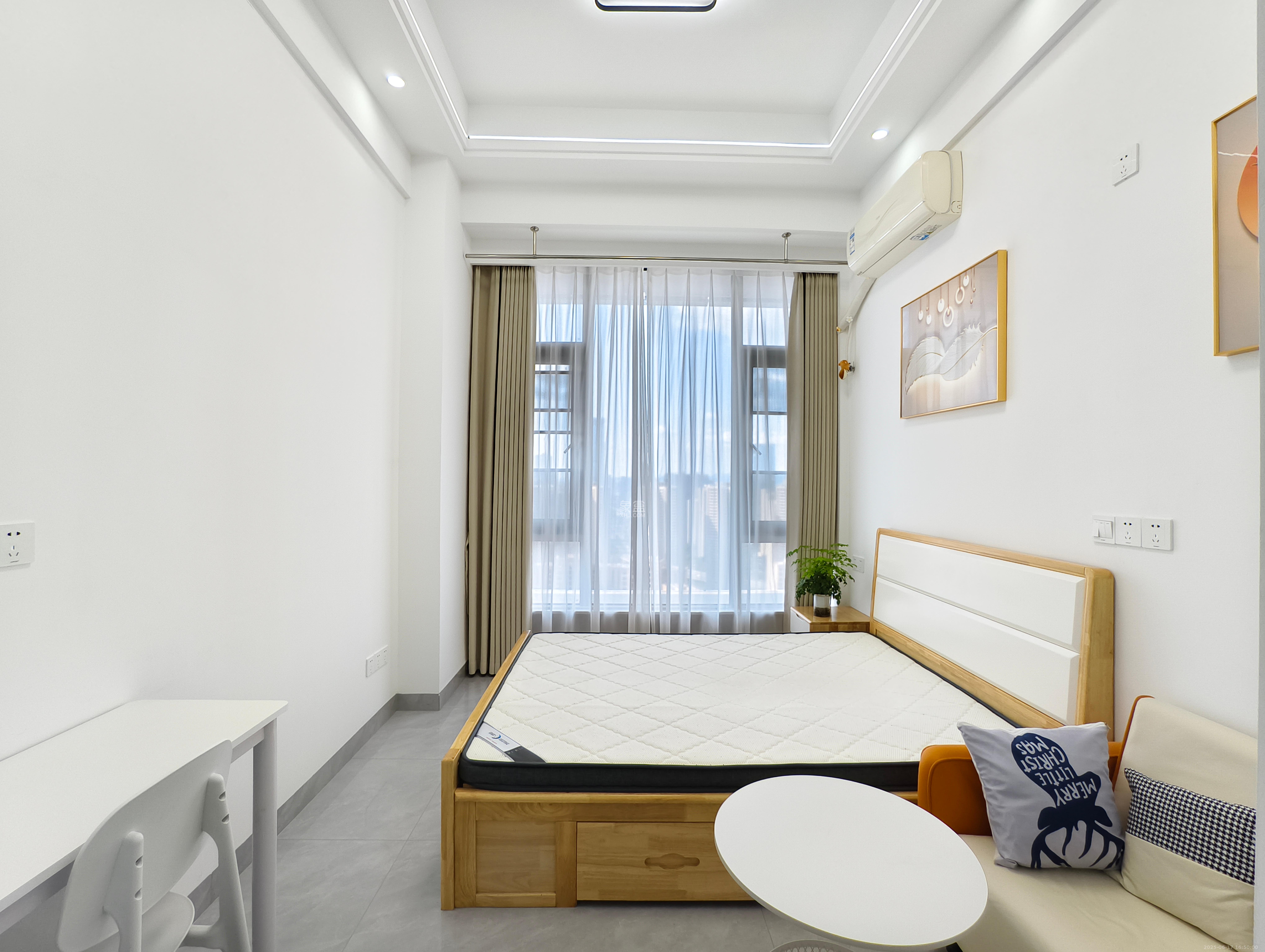 保利天禧EF区  1室1厅1卫   1800.00元/月室内图