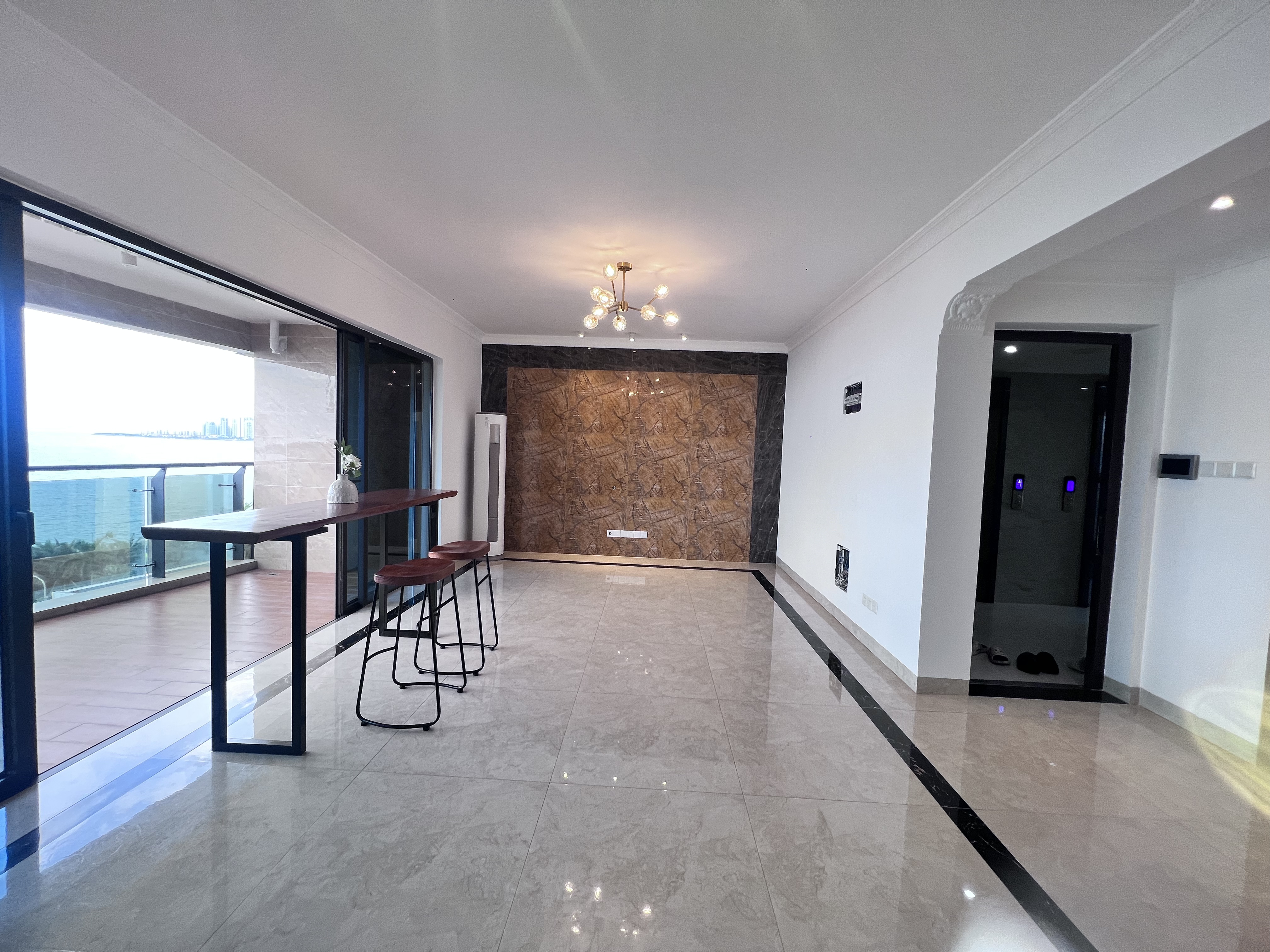 保利中央海岸一二期 4室2厅1卫 7900.0元/月 保利中央海岸一二期 4室2厅1卫 7900.0元/月室内图