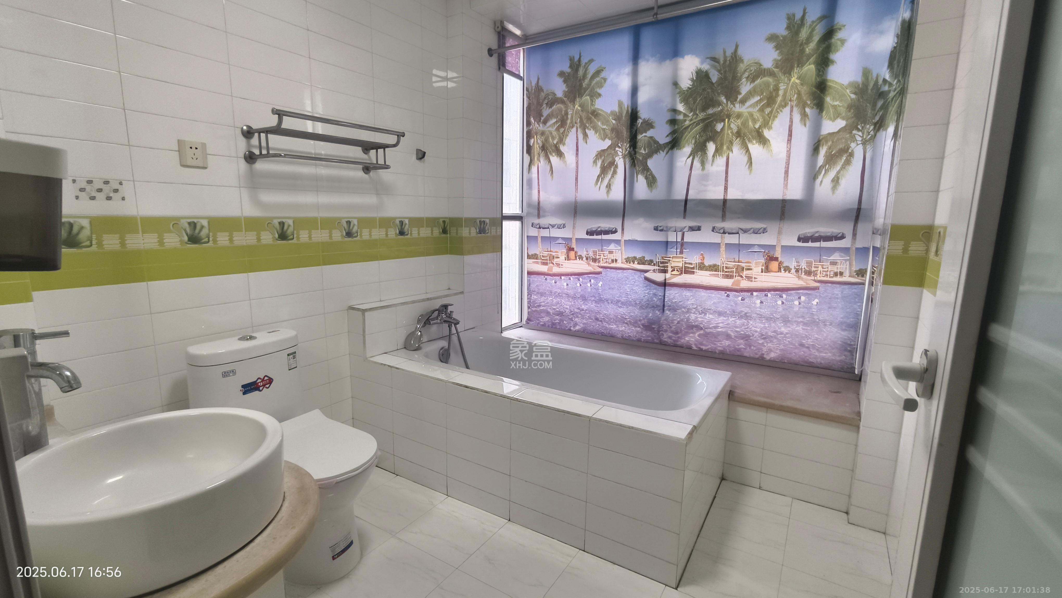 兴威新嘉园 3室1厅1卫 5000.0元/月 兴威新嘉园 3室1厅1卫 5000.0元/月室内图